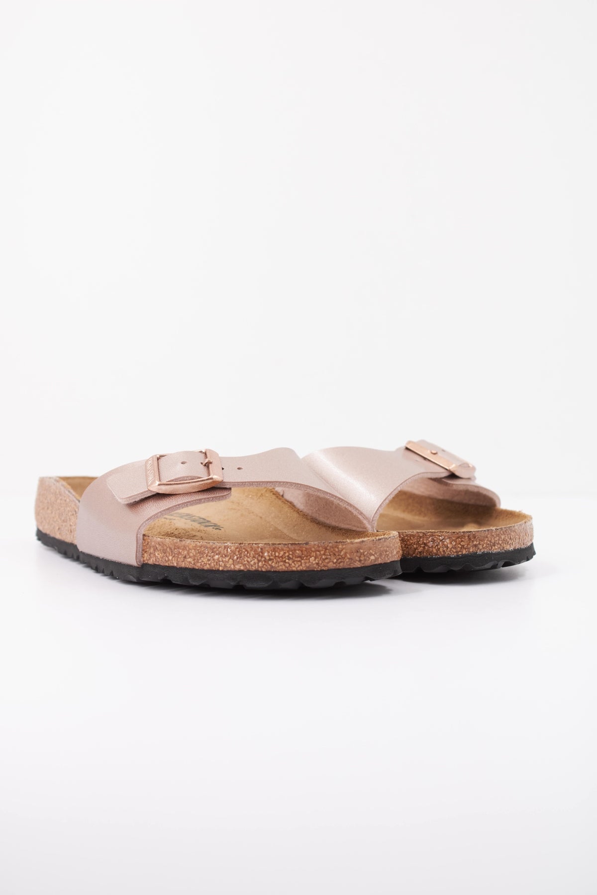 BIRKENSTOCK MADRID BF en color NUDE (2)