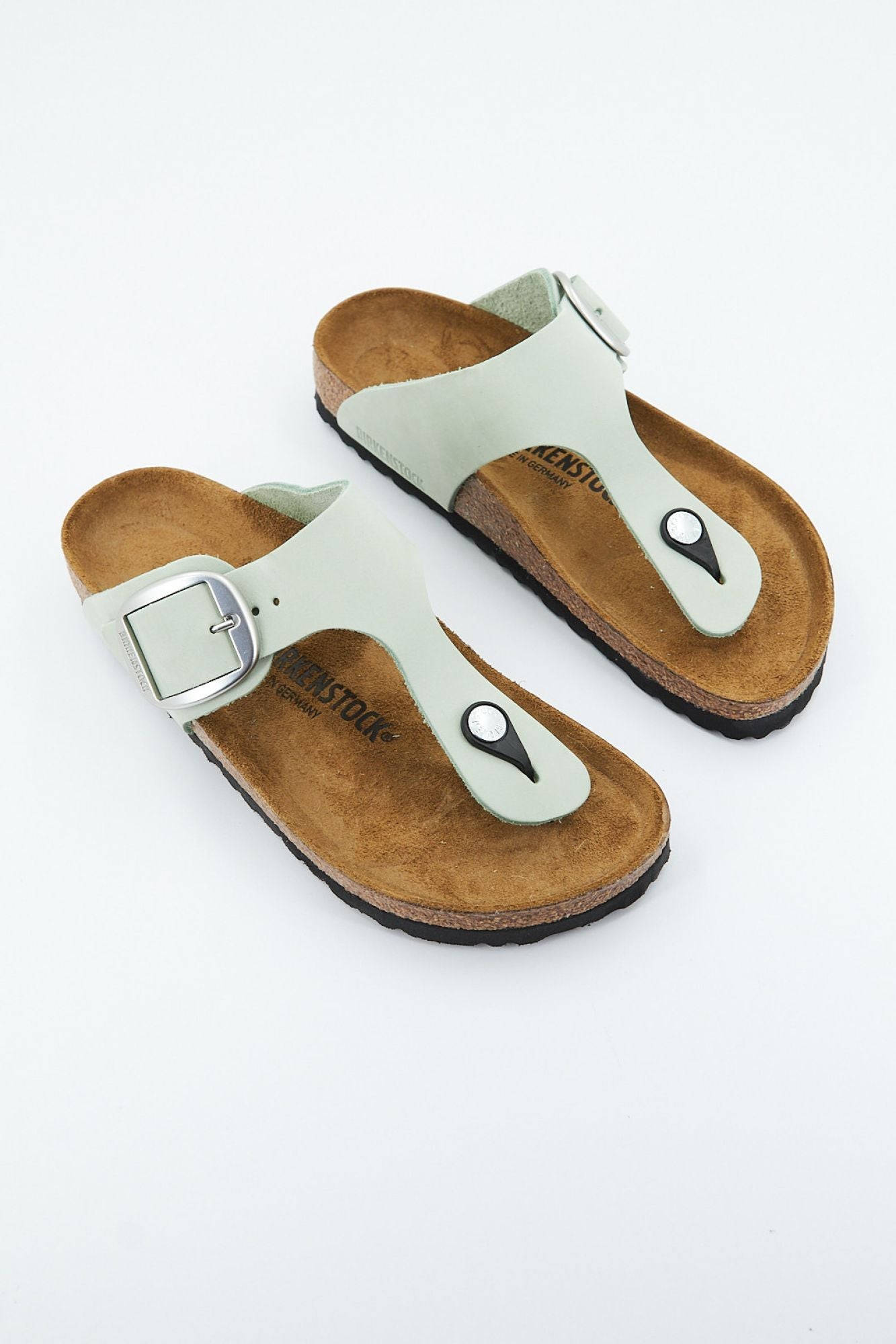 BIRKENSTOCK GIZEH BIG BUCKLE en color VERDE (1)