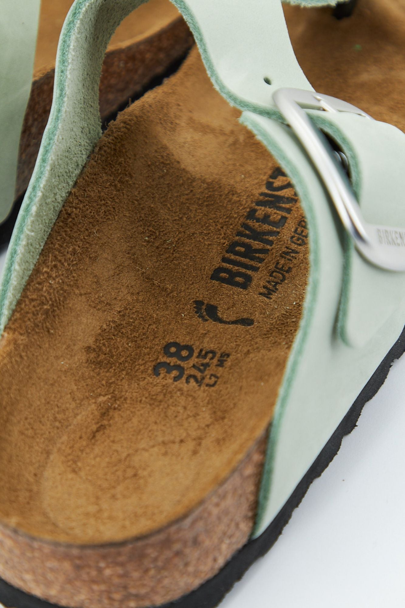 BIRKENSTOCK GIZEH BIG BUCKLE en color VERDE (2)