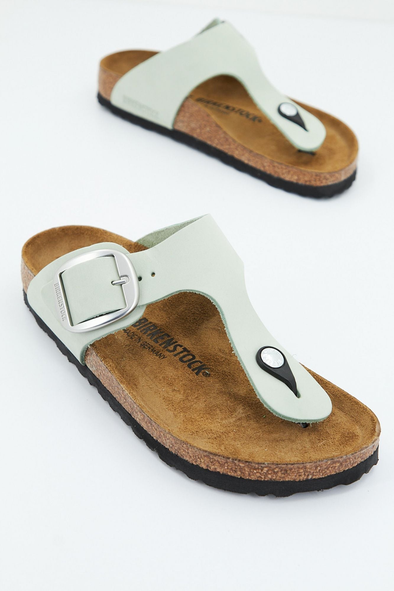BIRKENSTOCK GIZEH BIG BUCKLE en color VERDE (3)