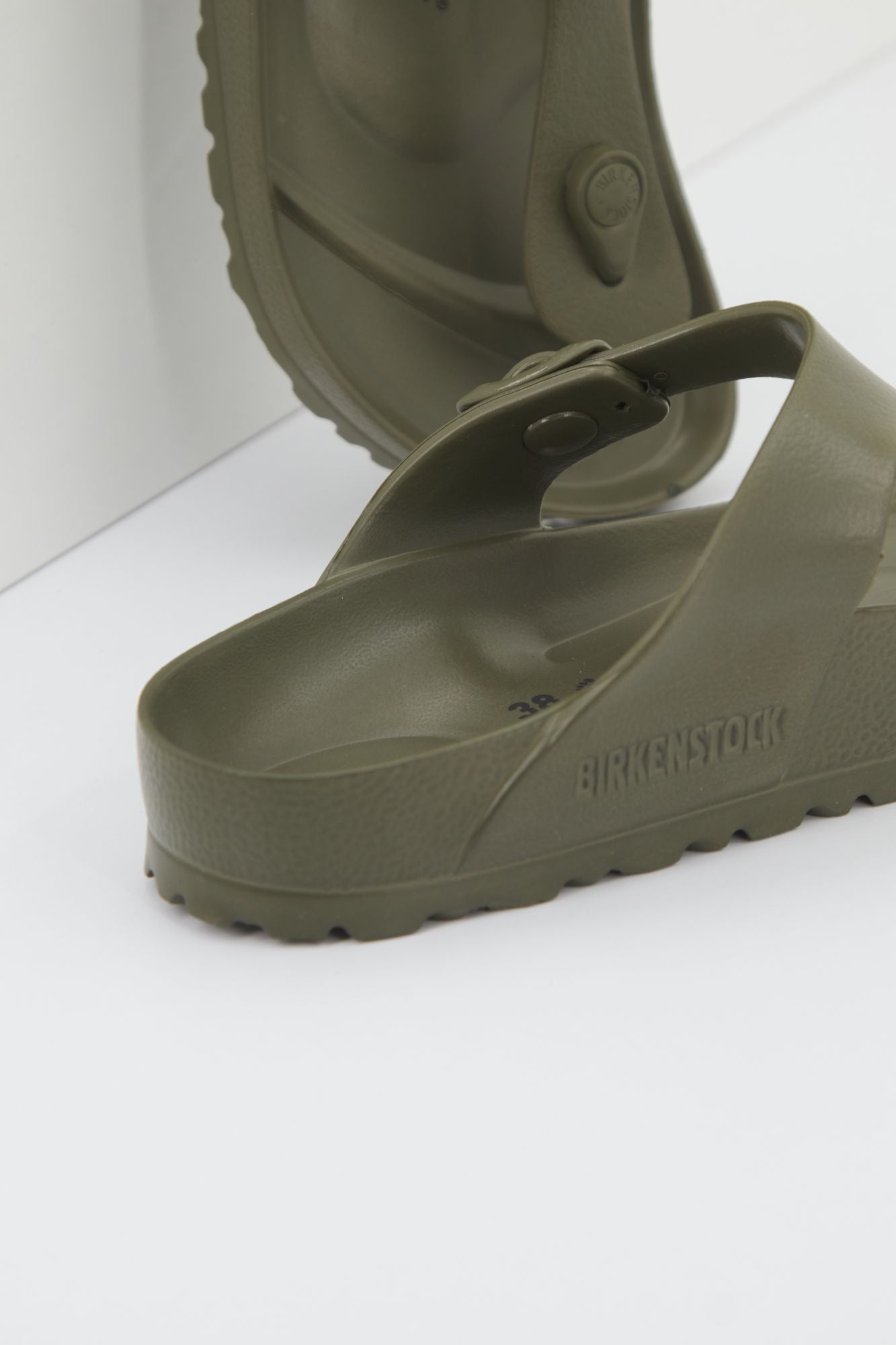 BIRKENSTOCK GIZEH EVA en color VERDE (8)