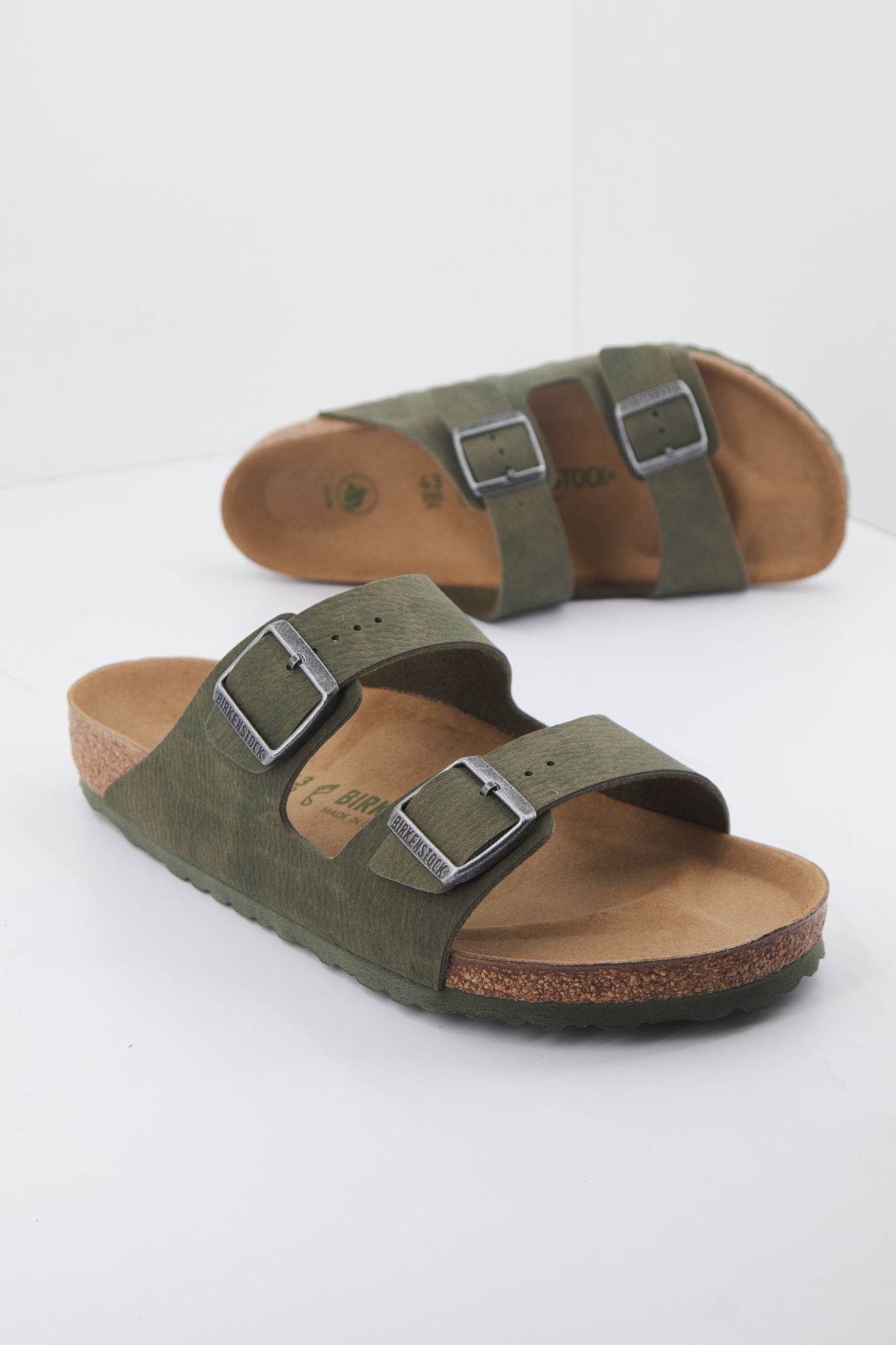BIRKENSTOCK ARIZONA BS en color VERDE (1)