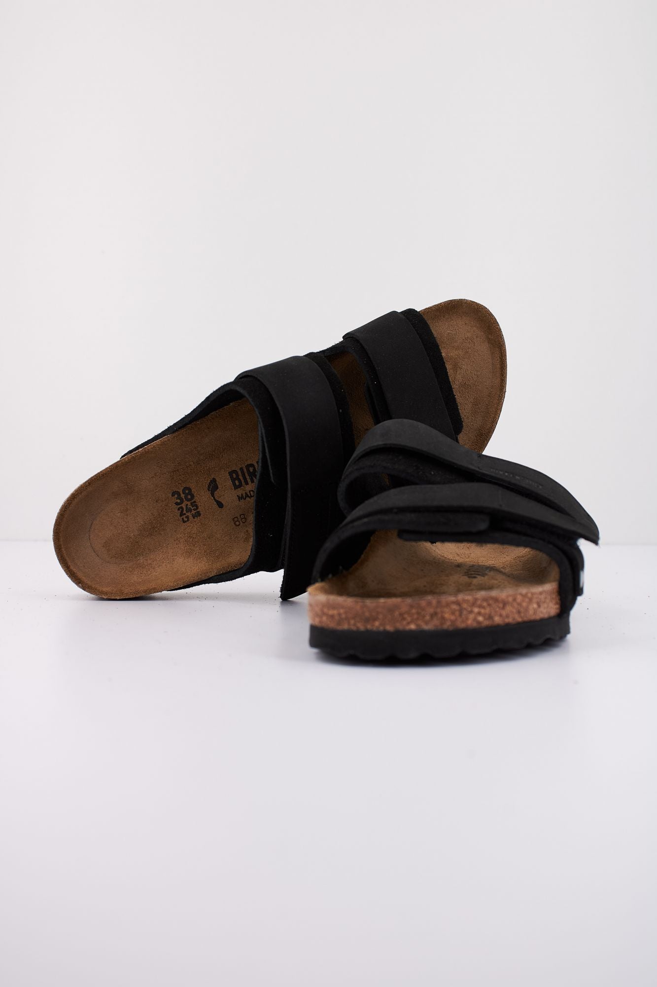 BIRKENSTOCK UJI NUBUCK/SUEDE LEATHER en color NEGRO (4)