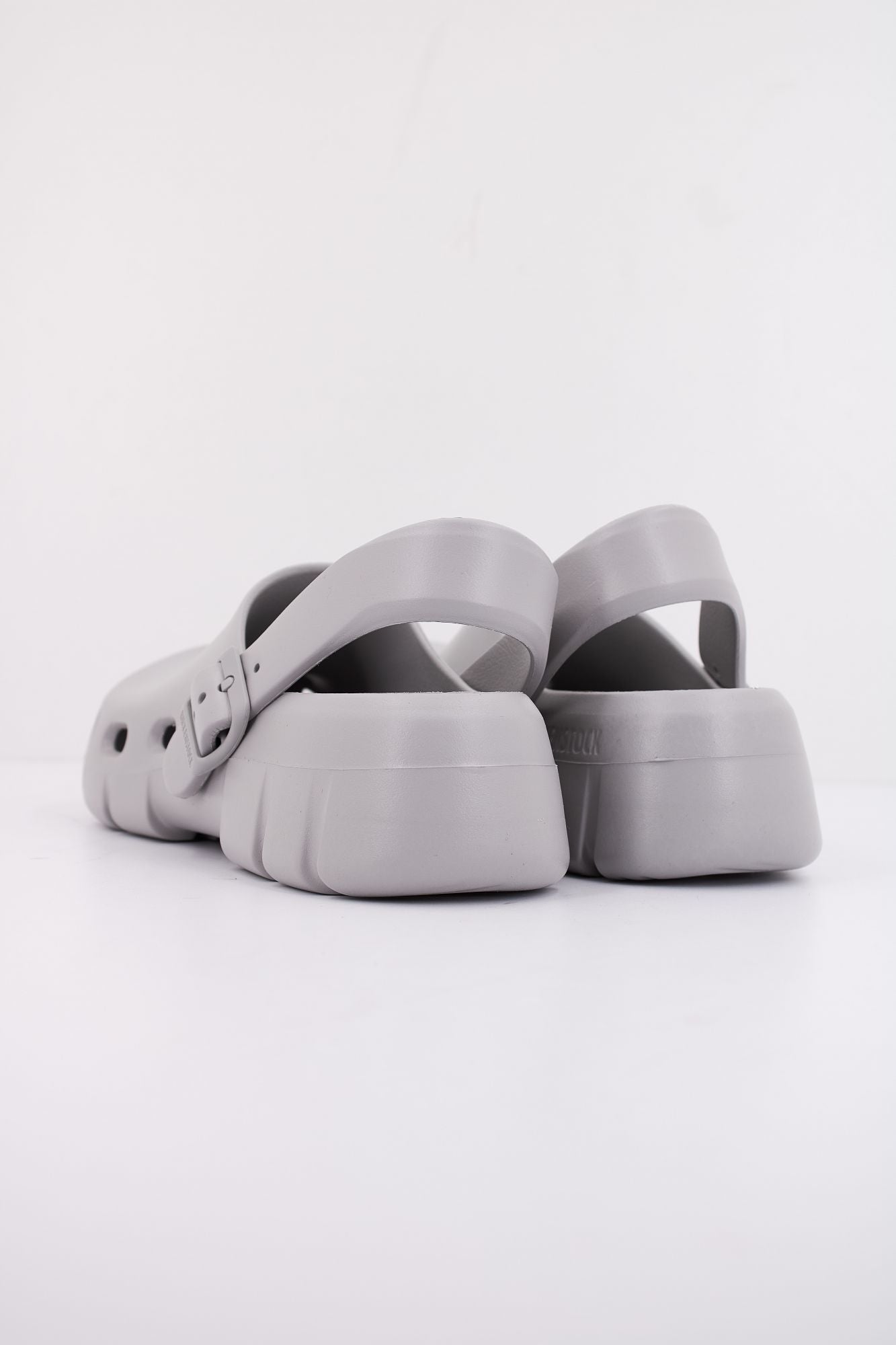 BIRKENSTOCK FLOW en color GRIS (4)