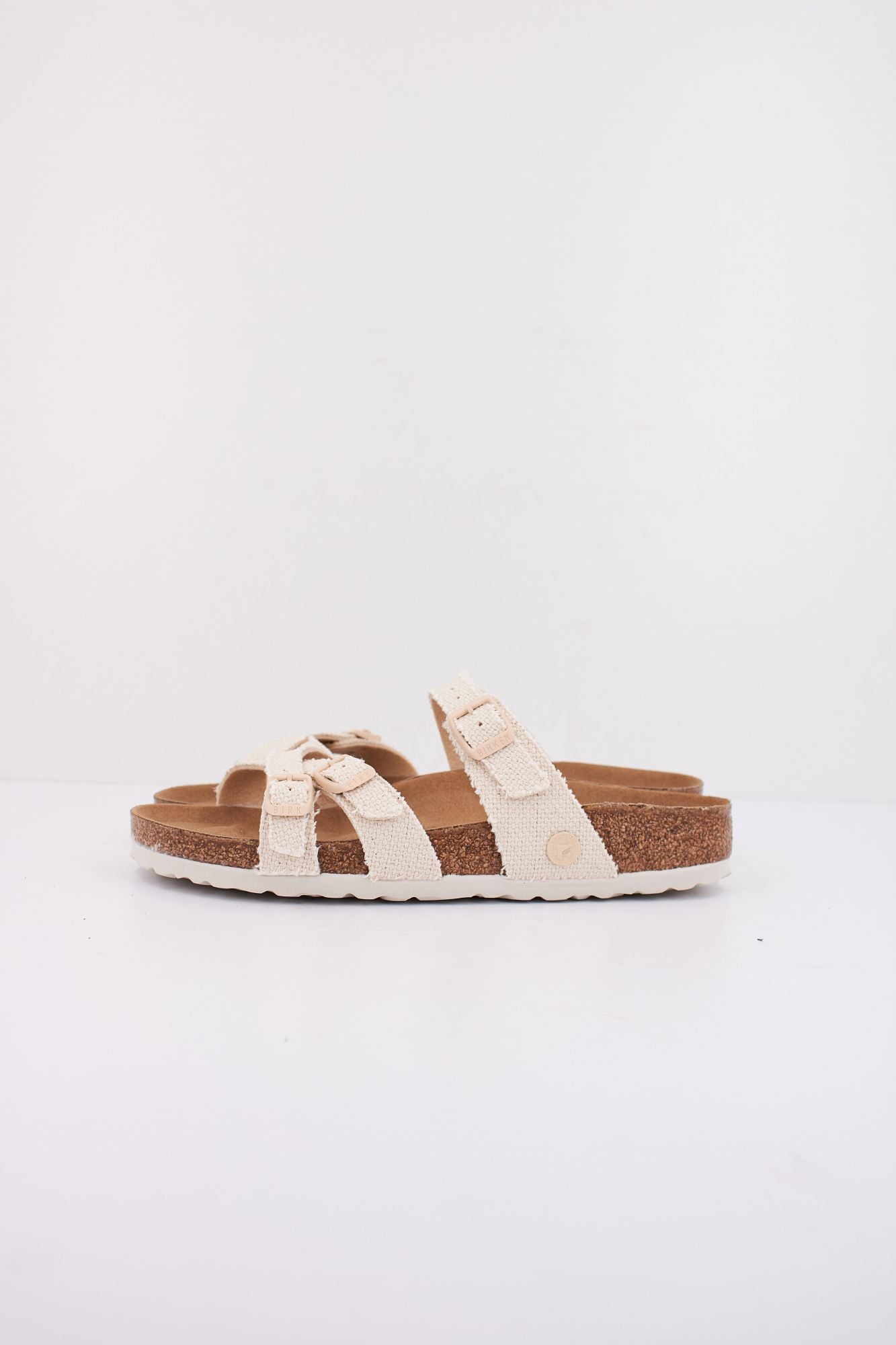 BIRKENSTOCK FRANCA RIVET LOGO en color BEIS (1)
