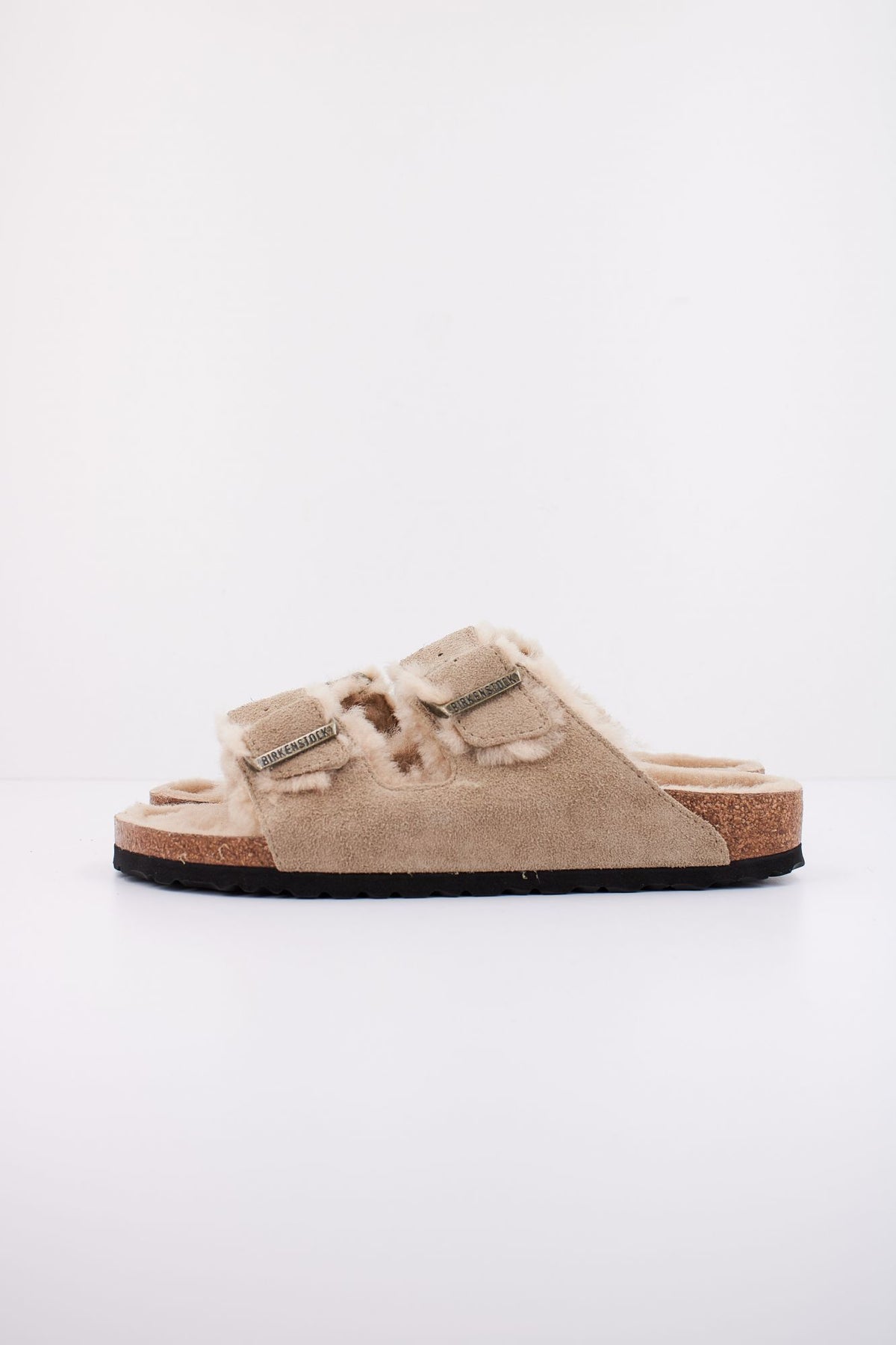 BIRKENSTOCK ARIZONA en color BEIS (1)