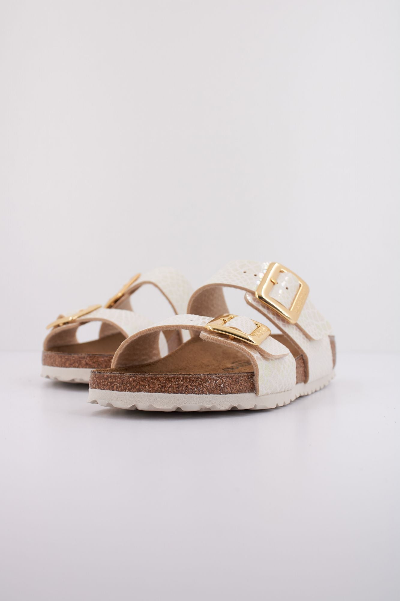BIRKENSTOCK SYDNEY CUSHION BUCKLE en color BEIS (2)