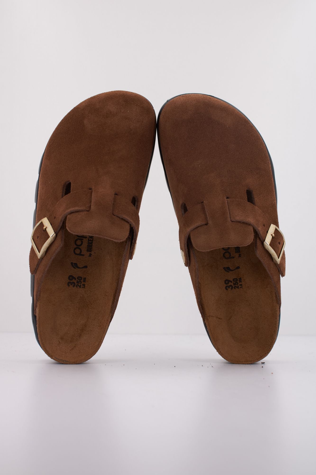 BIRKENSTOCK BOSTON CHUNKY en color MARRON (3)