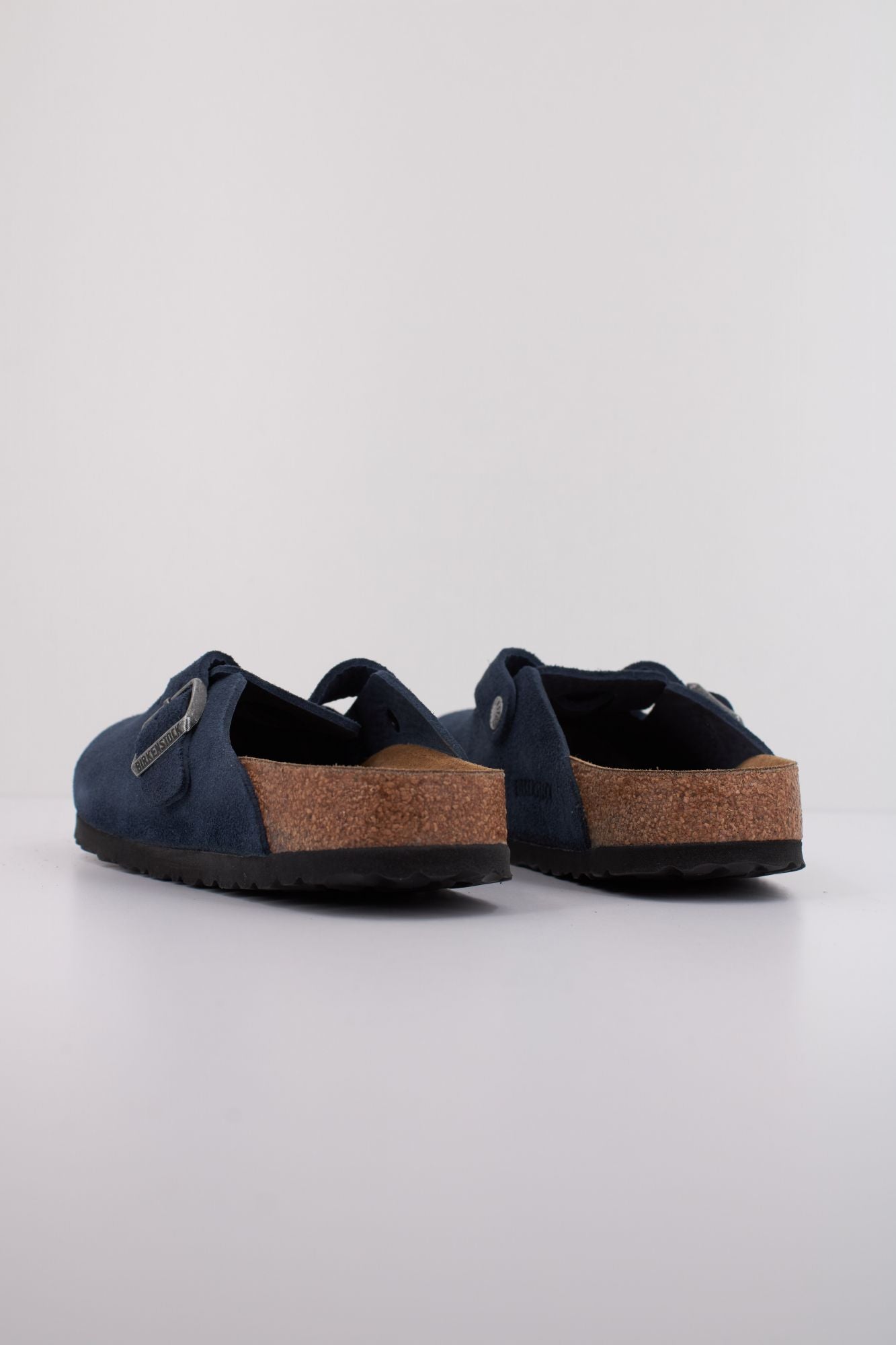 BIRKENSTOCK RELAXED FIT CARGO DENIM PANTS en color AZUL (4)