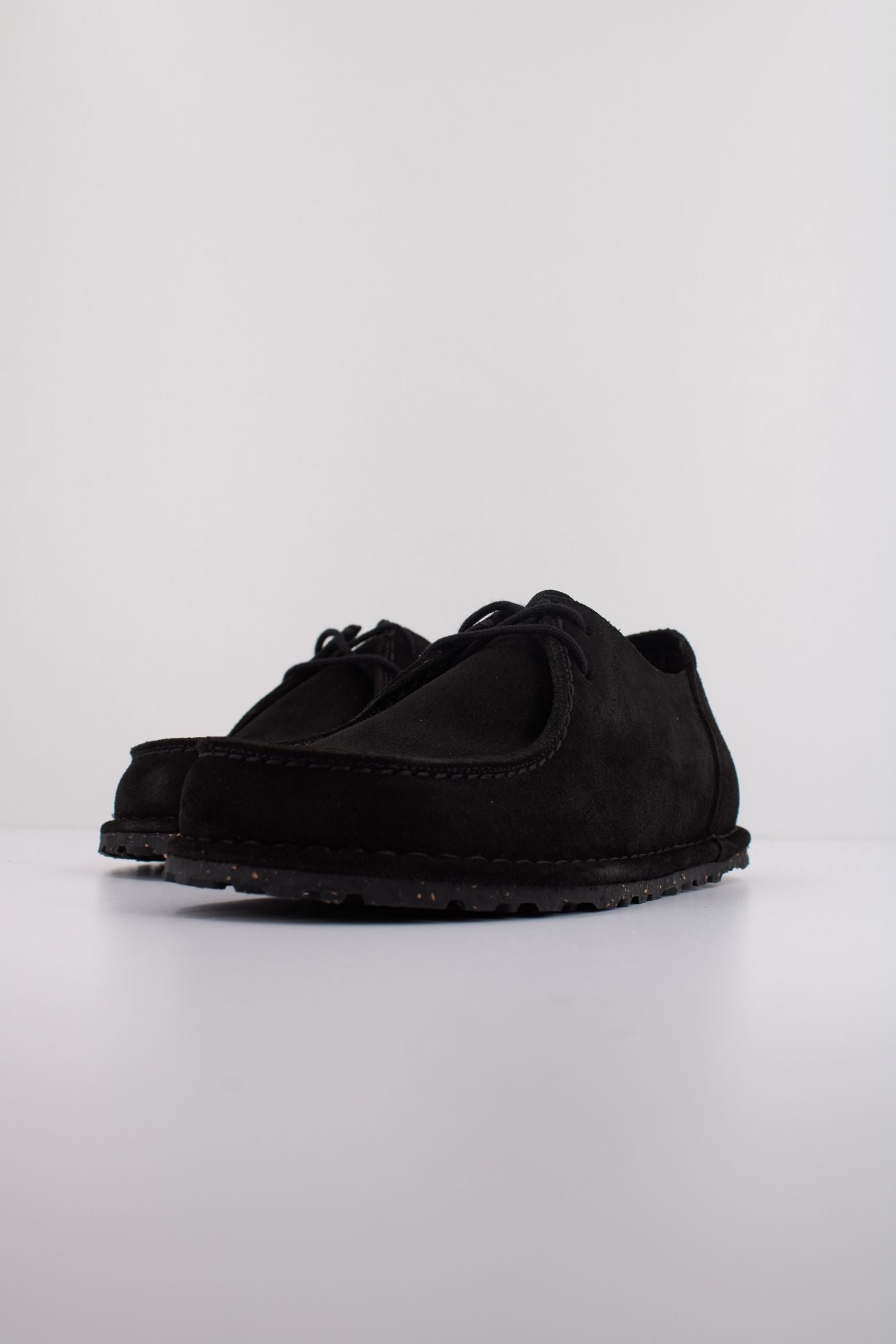BIRKENSTOCK UTTI LACE en color NEGRO (2)