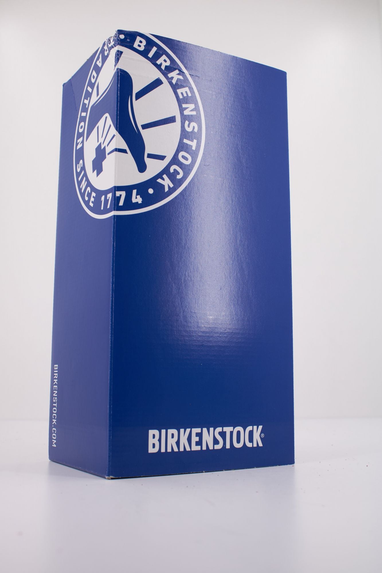 BIRKENSTOCK ARIZONA RIVET en color BURDEOS (6)