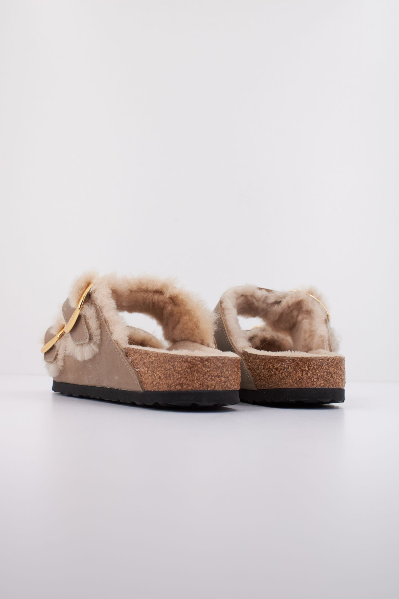 BIRKENSTOCK ARIZONA en color BEIS (4)