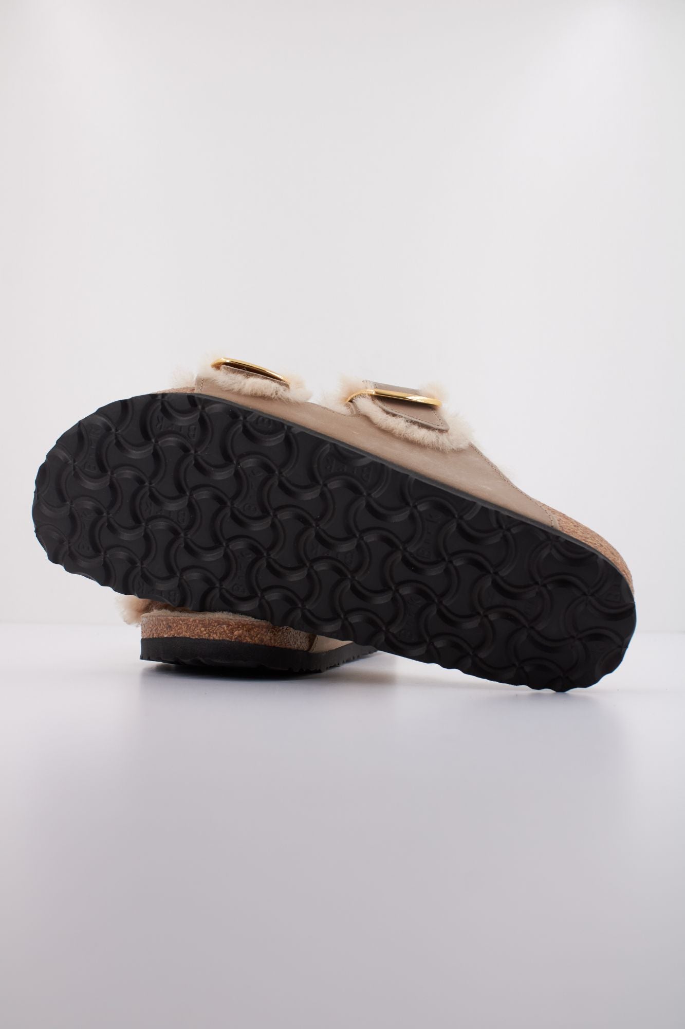 BIRKENSTOCK ARIZONA en color BEIS (5)