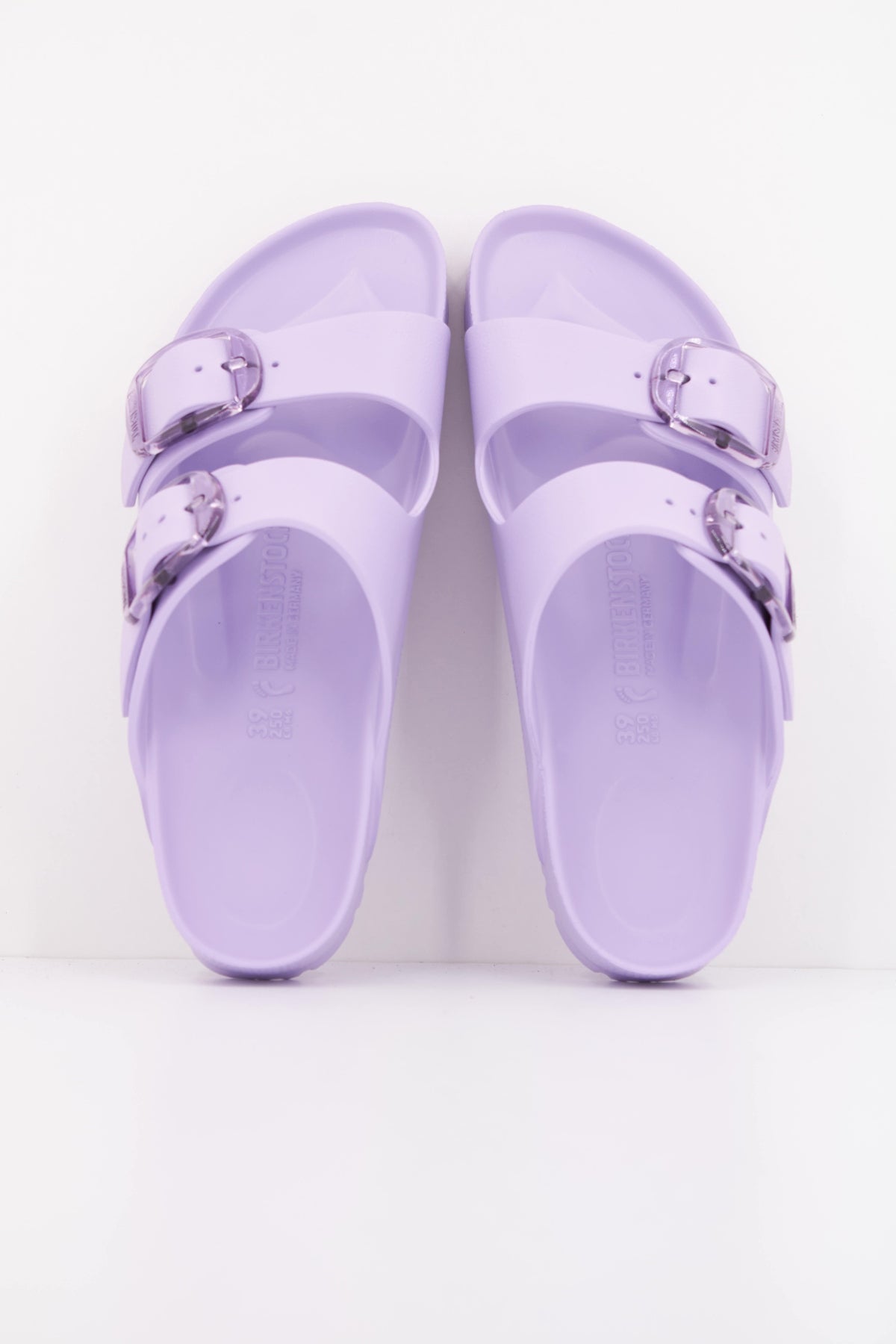 BIRKENSTOCK BIG BUCKLE EVA en color VIOLETA (3)
