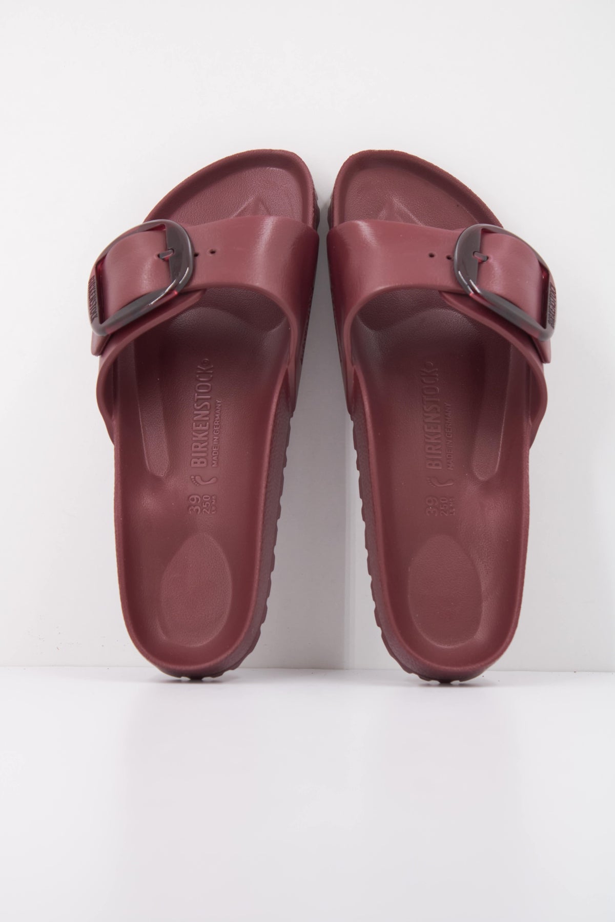 BIRKENSTOCK MADRID BIG BUCKLE EVA en color BURDEOS (3)