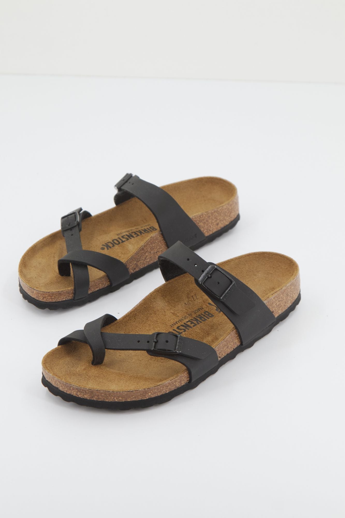 BIRKENSTOCK MAYARI SAND BIO en color NEGRO (1)