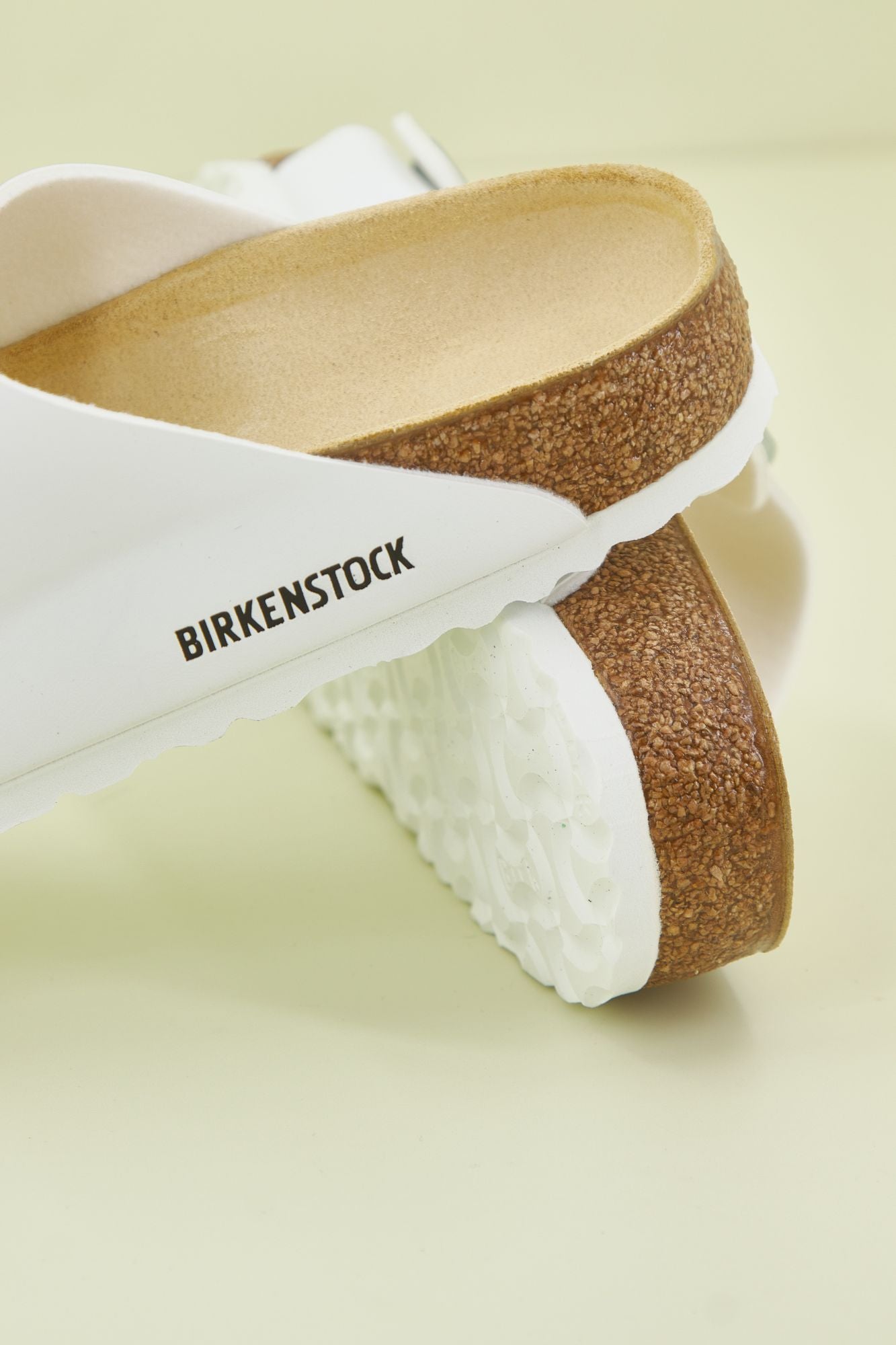 BIRKENSTOCK ARIZONA BS en color BLANCO (4)