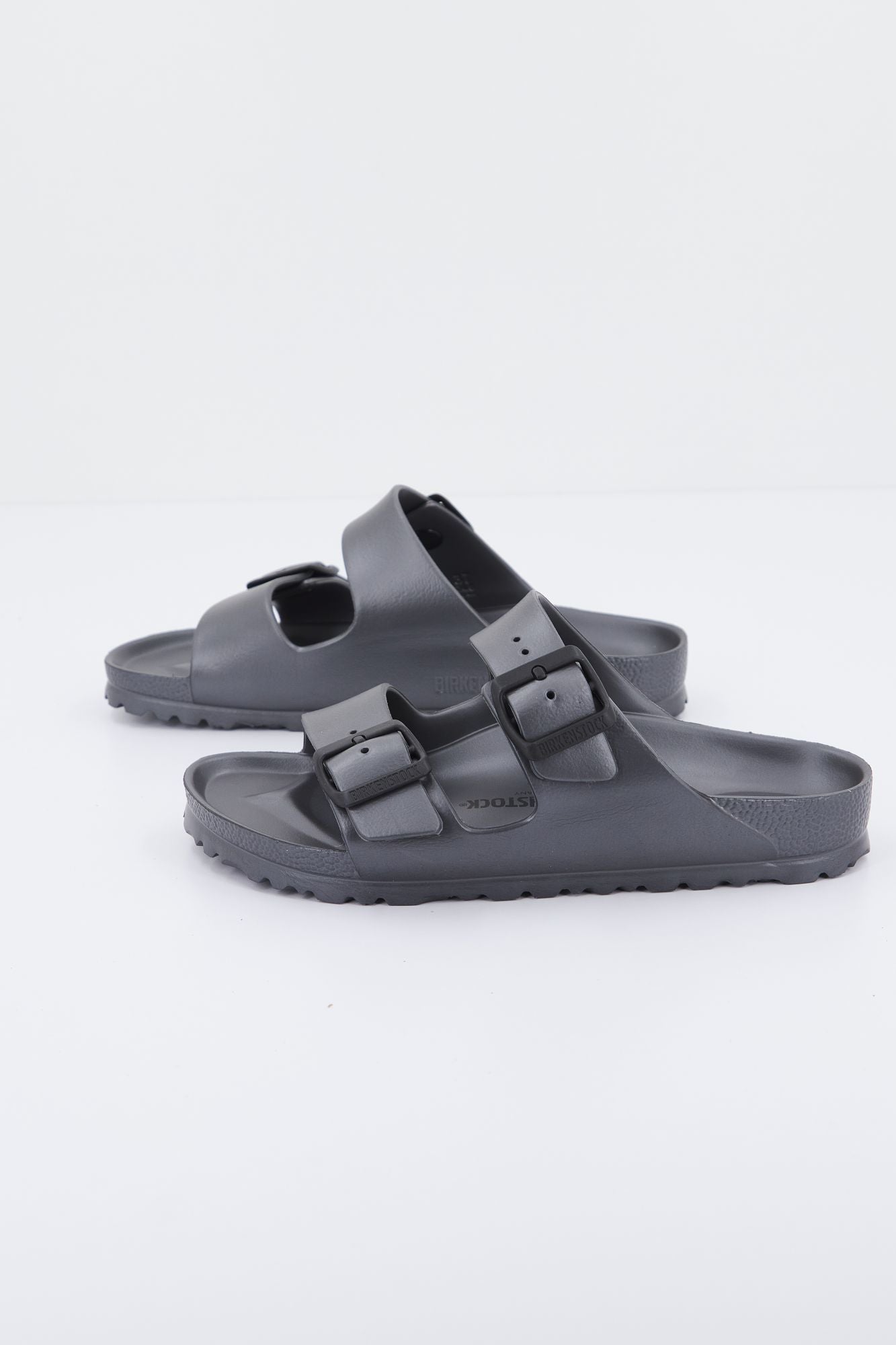 BIRKENSTOCK ARIZONA ESSENTIALS EVA en color GRIS (3)