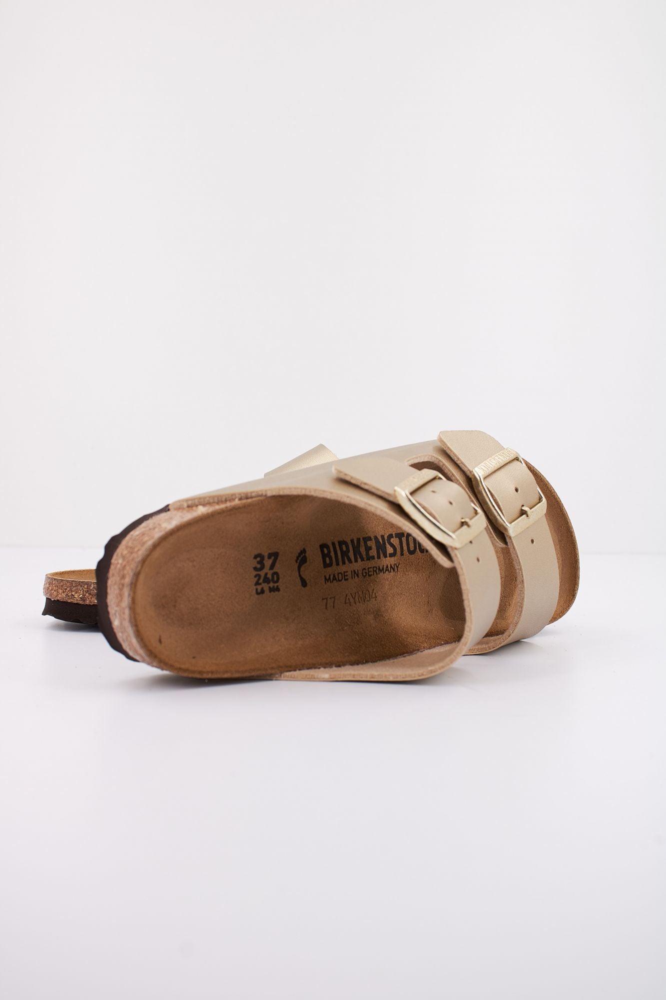 BIRKENSTOCK ARIZONA BF en color ORO (4)
