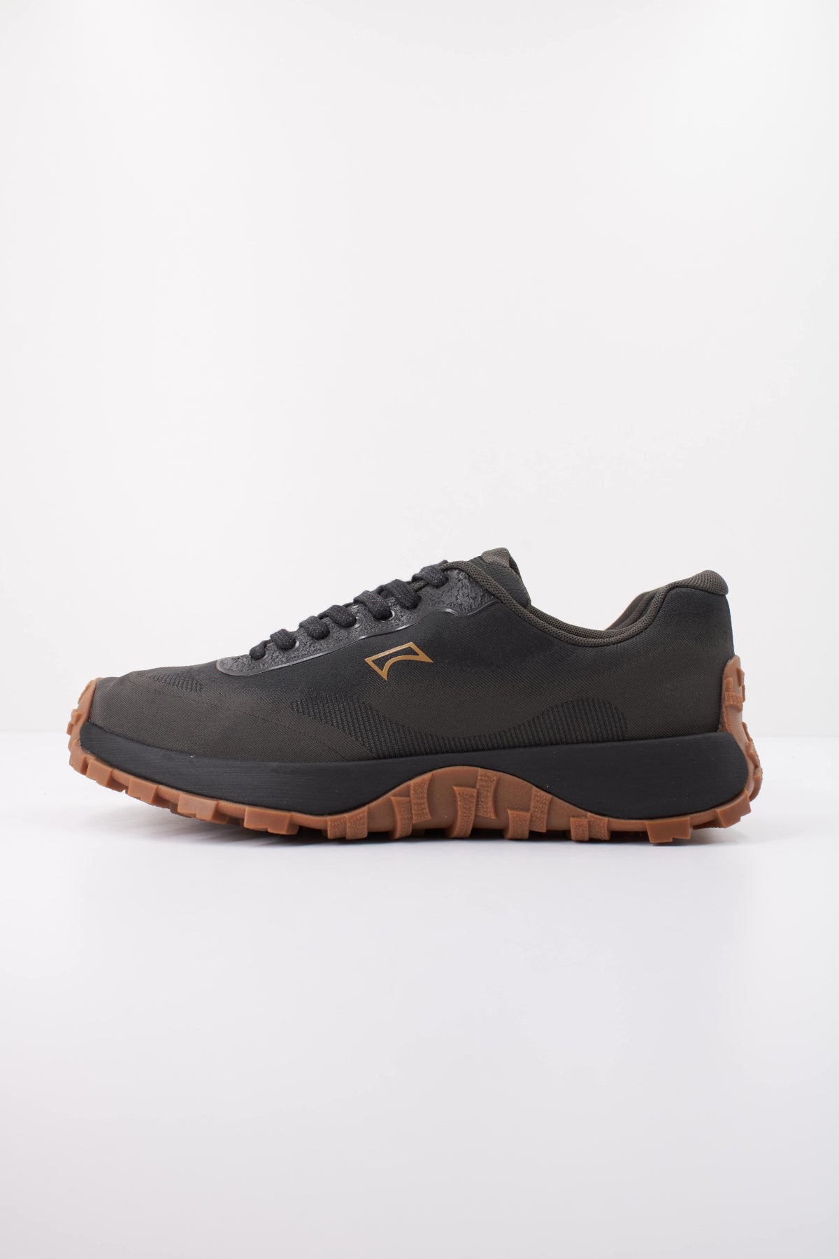 CAMPER JACQUARD 3D en color NEGRO (1)
