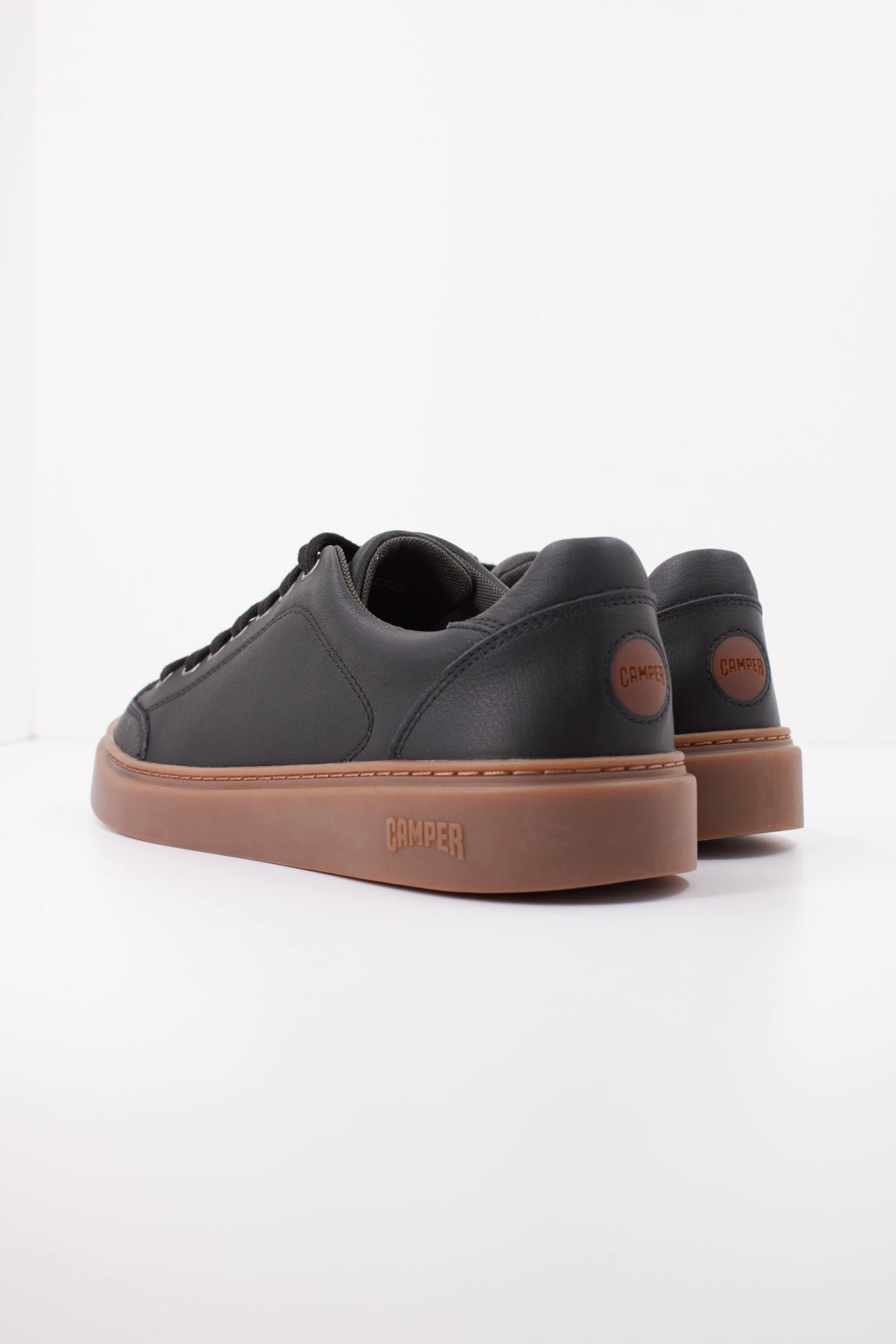 CAMPER SELLA en color NEGRO (4)