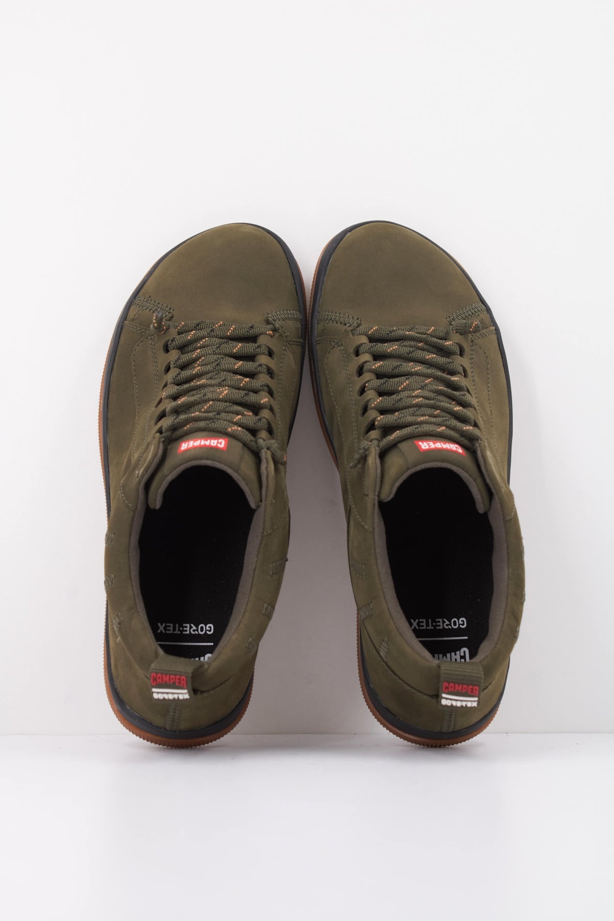CAMPER TRAVELBUCK en color VERDE (3)