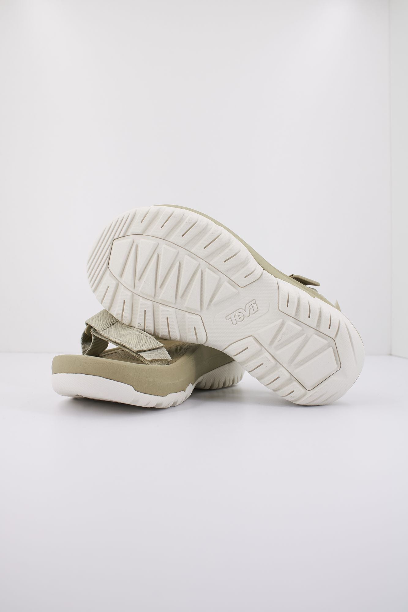 TEVA W HURRICANE XLT AM en color VERDE (4)