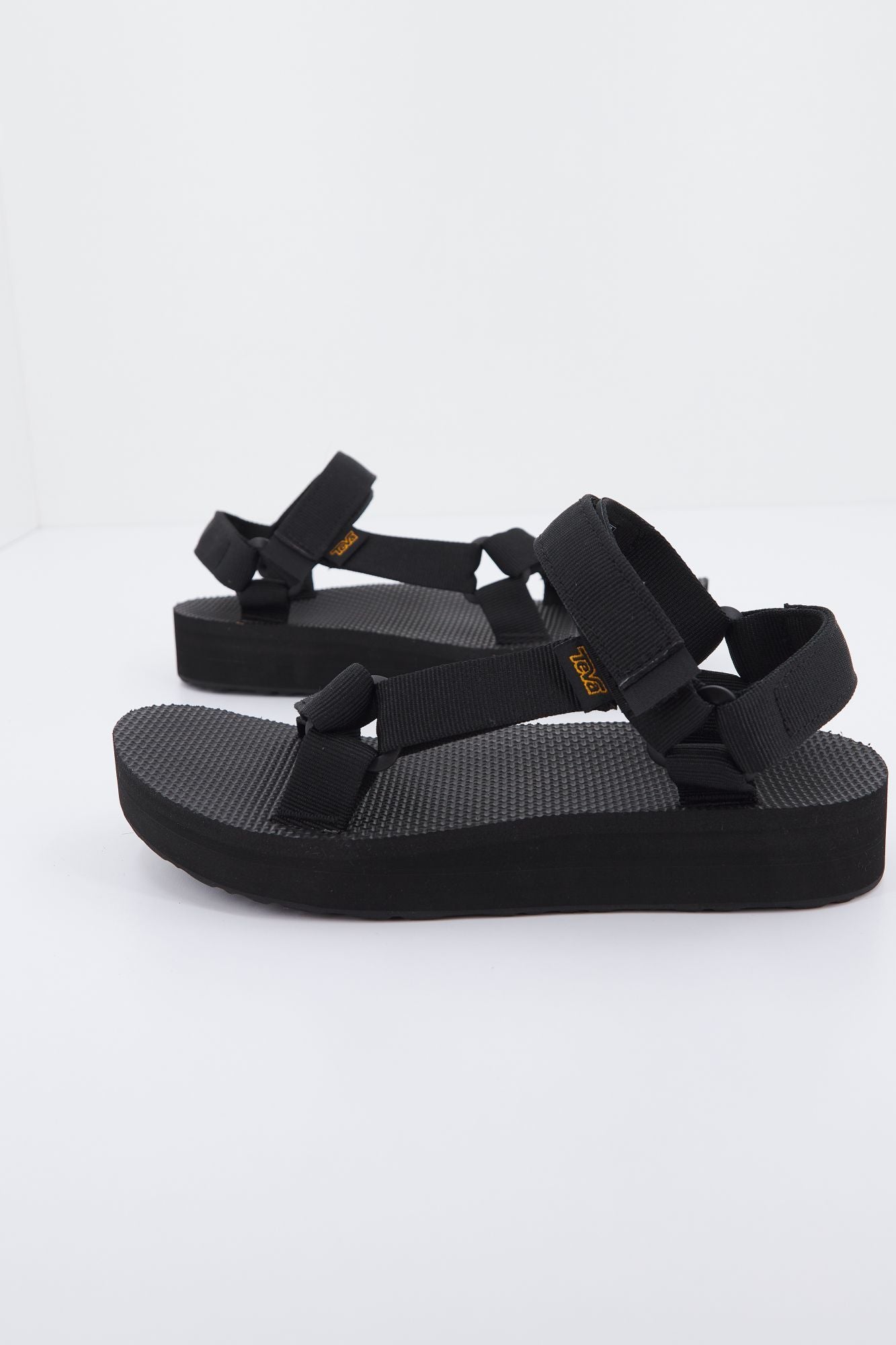 TEVA W MIDFORM UNIVER en color NEGRO (1)