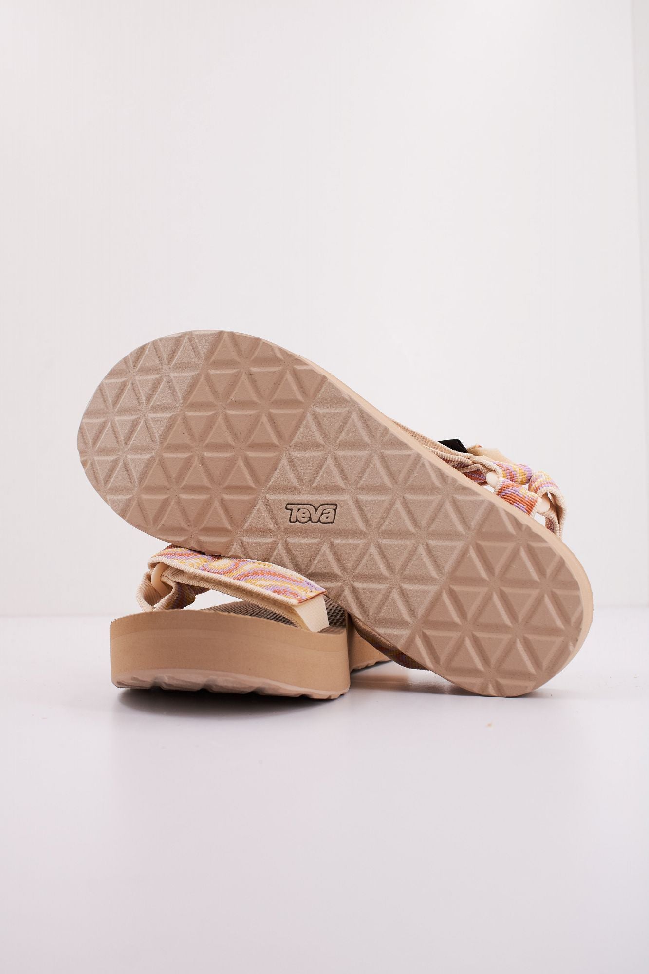 TEVA W MIDFORM UNIVERSAL en color MARRON (5)