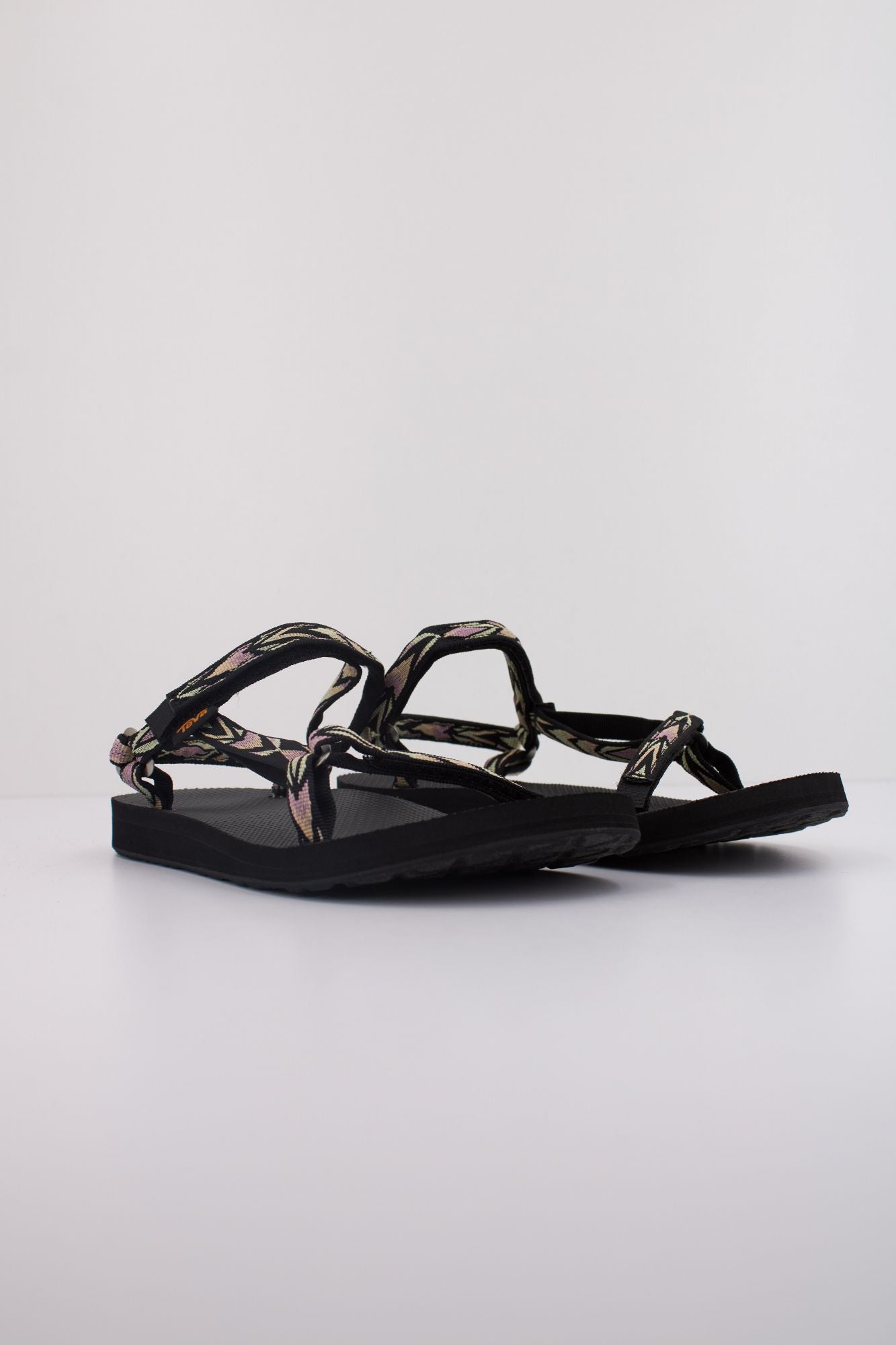 TEVA W ORIGINAL UNIVERSAL SLIM en color NEGRO (2)