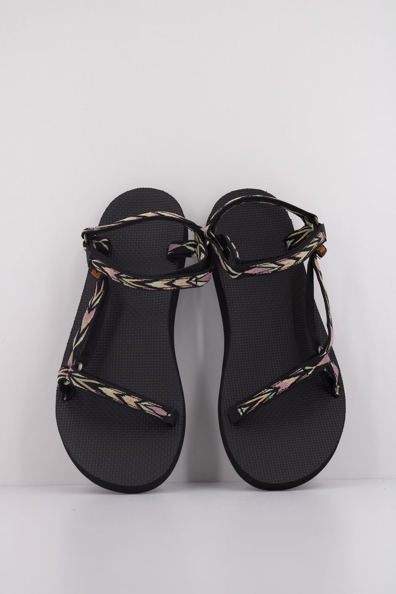 TEVA W ORIGINAL UNIVERSAL SLIM en color NEGRO (3)