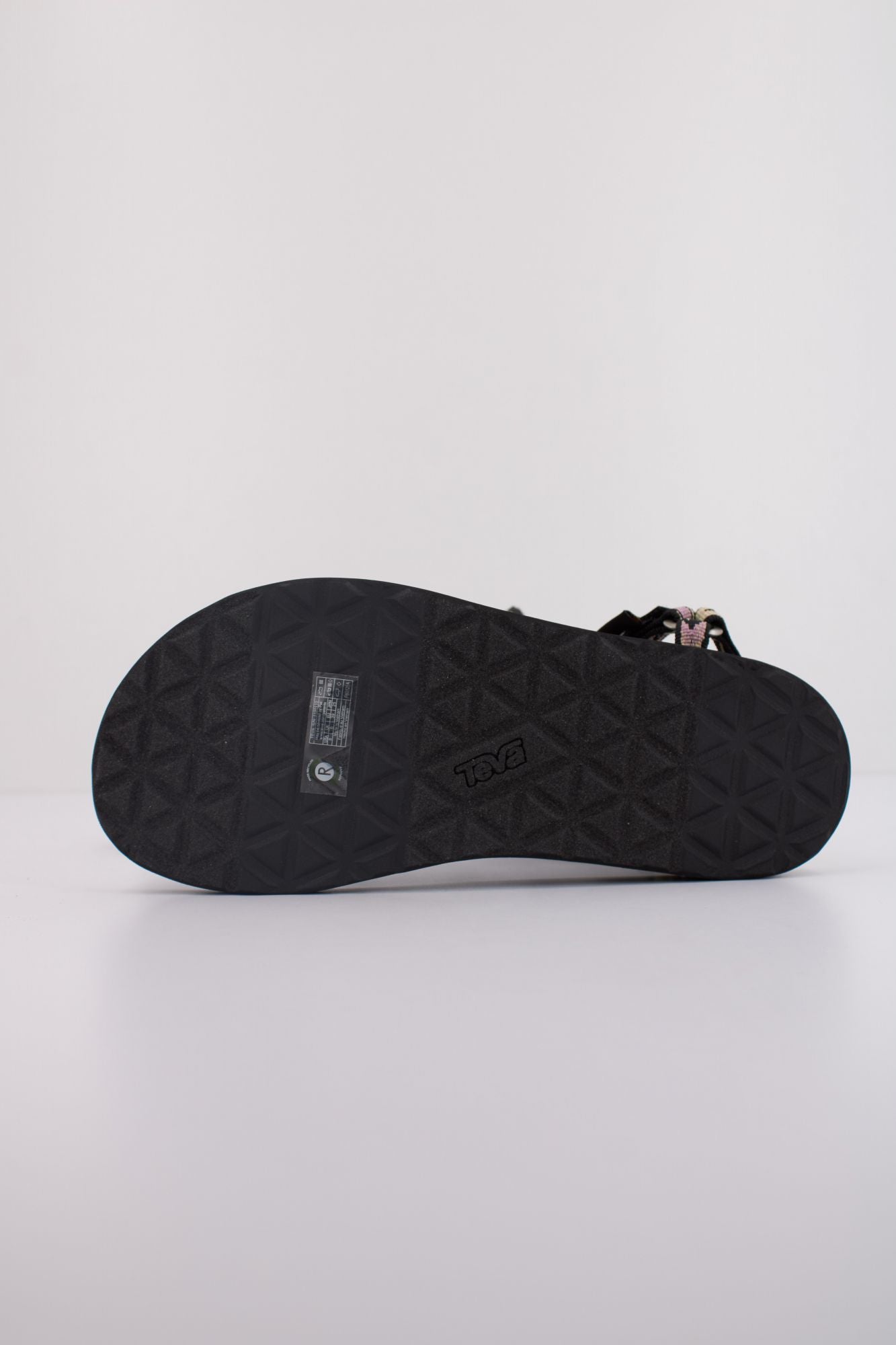 TEVA W ORIGINAL UNIVERSAL SLIM en color NEGRO (5)