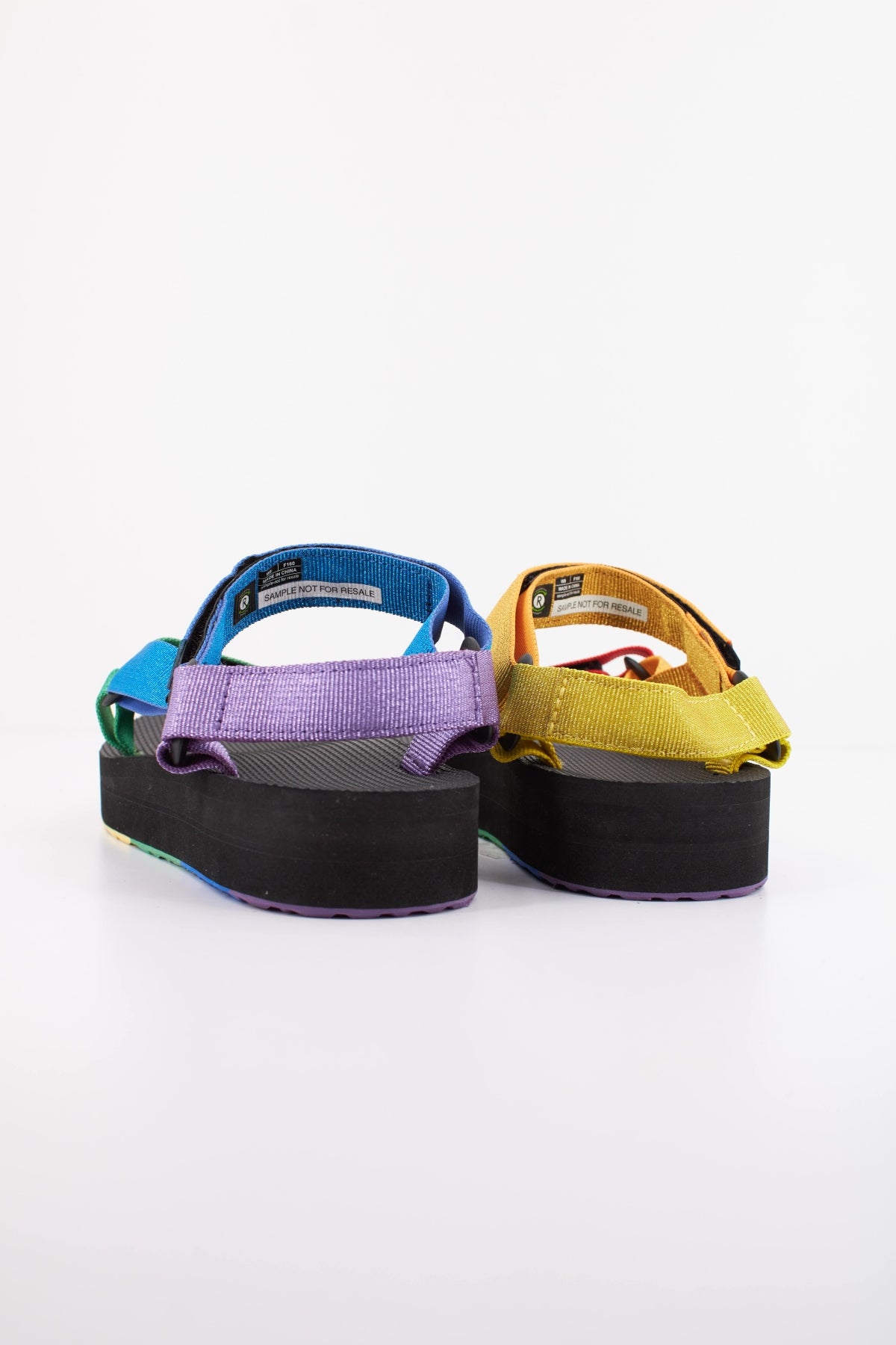 TEVA W MIDFORM UNV PR en color MULTICOLOR (4)
