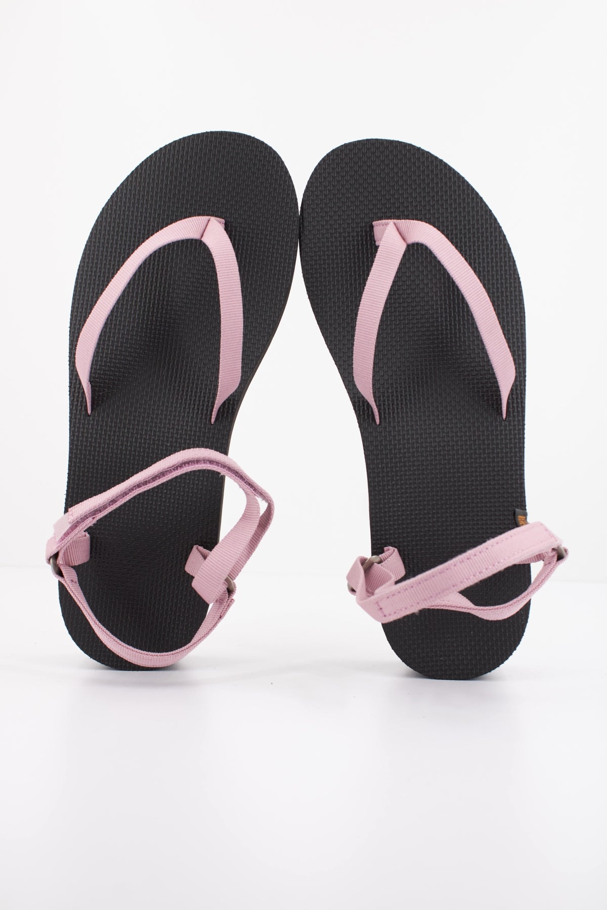 TEVA W FLATFORM SLIM en color ROSA (3)