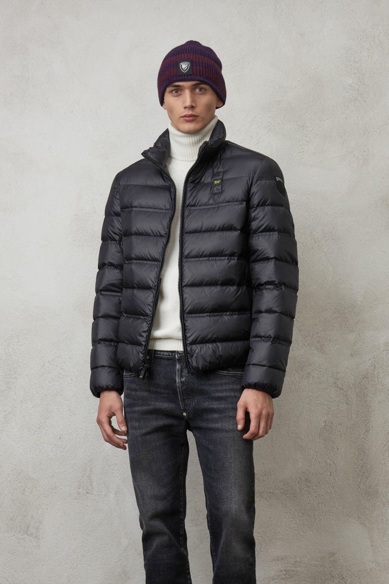 BLAUER GIUBBINI CORTI IMBOTTI en color NEGRO (3)