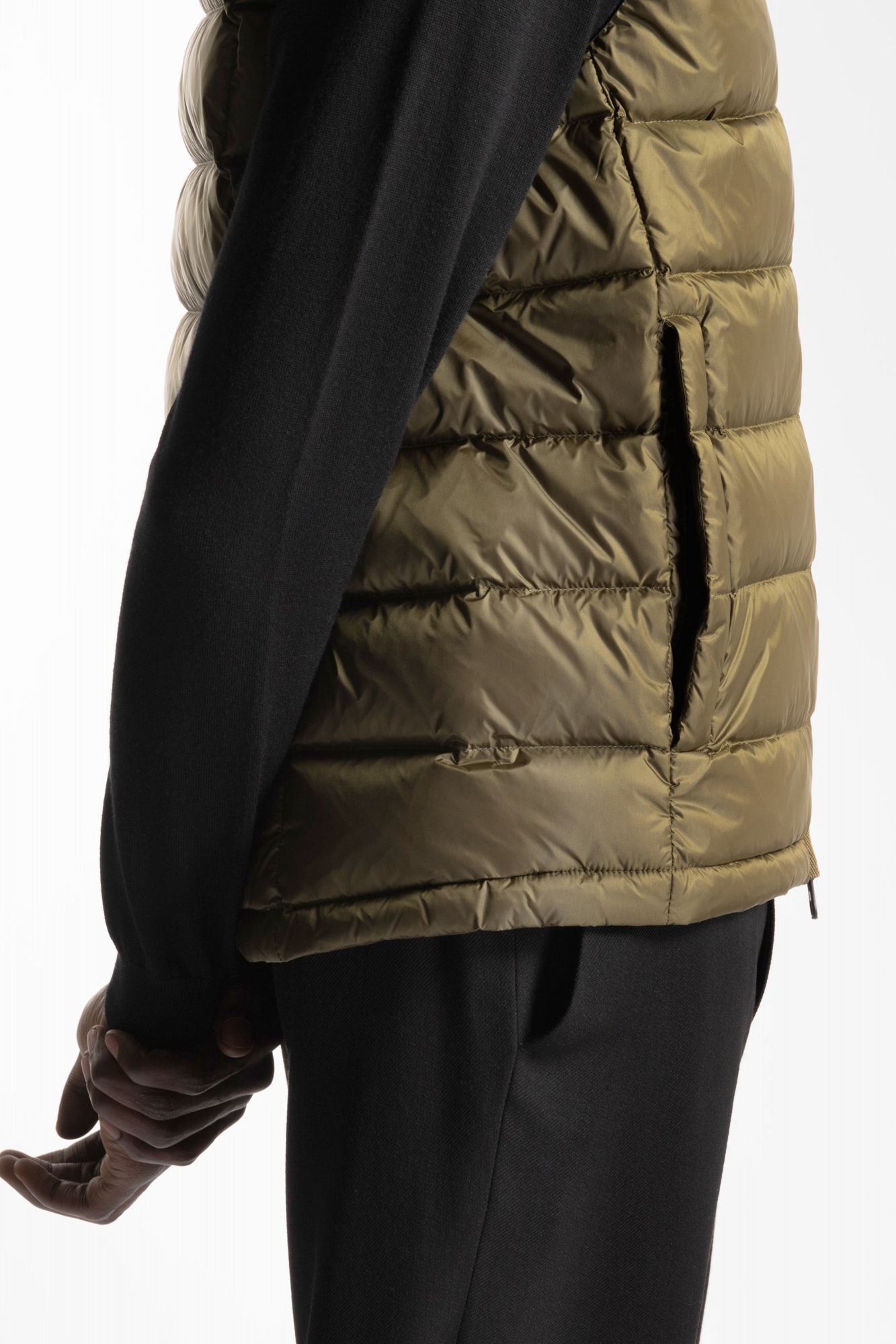 BLAUER SMANICATI IMBOTTITO PI en color VERDE (4)