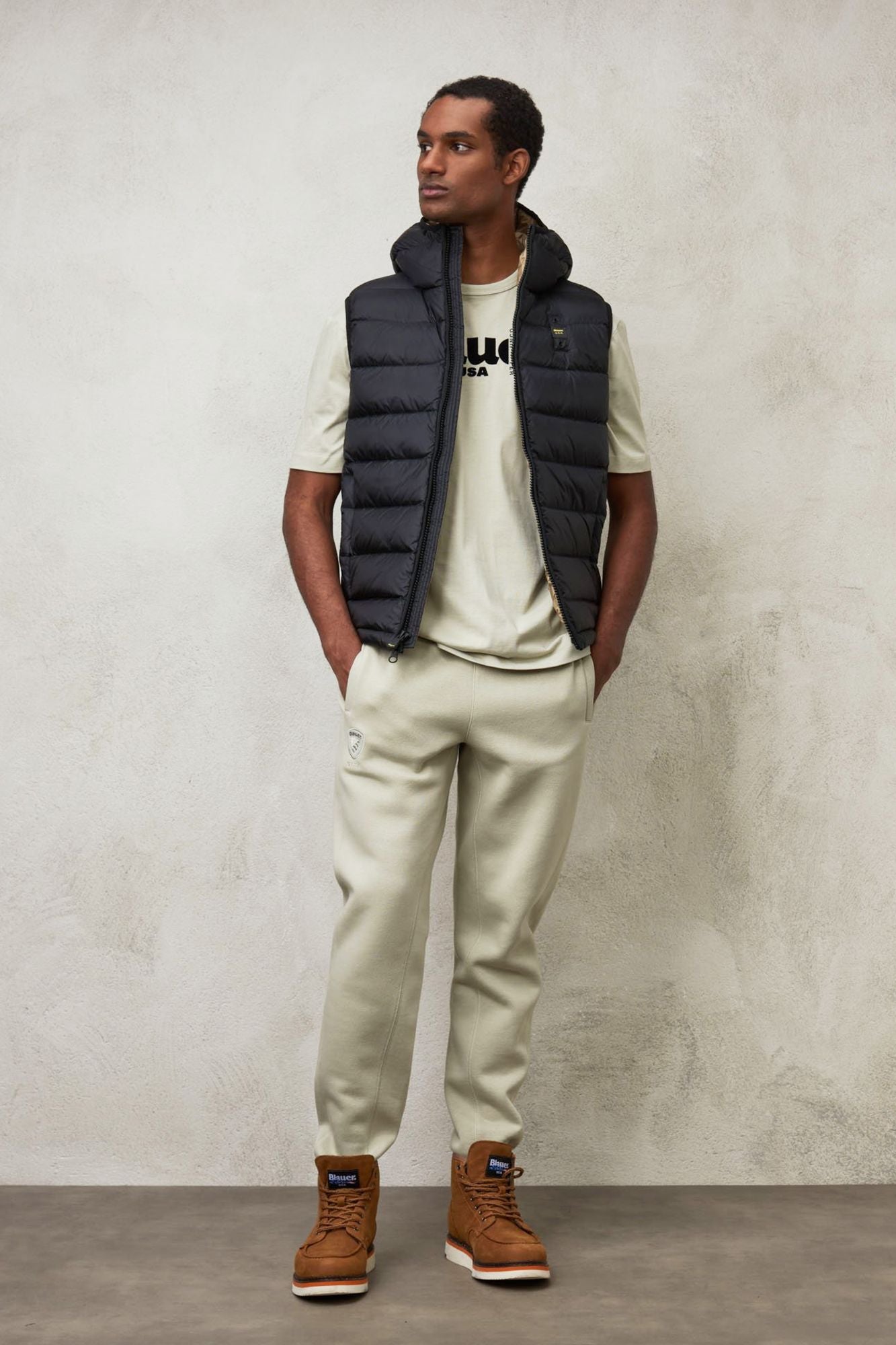 BLAUER SMANICATI IMBOTTITO PI en color NEGRO (3)