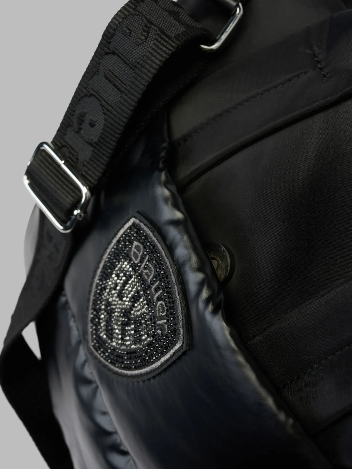 BLAUER POLYESTER NYLON TOTE BAG PADDED en color (3)
