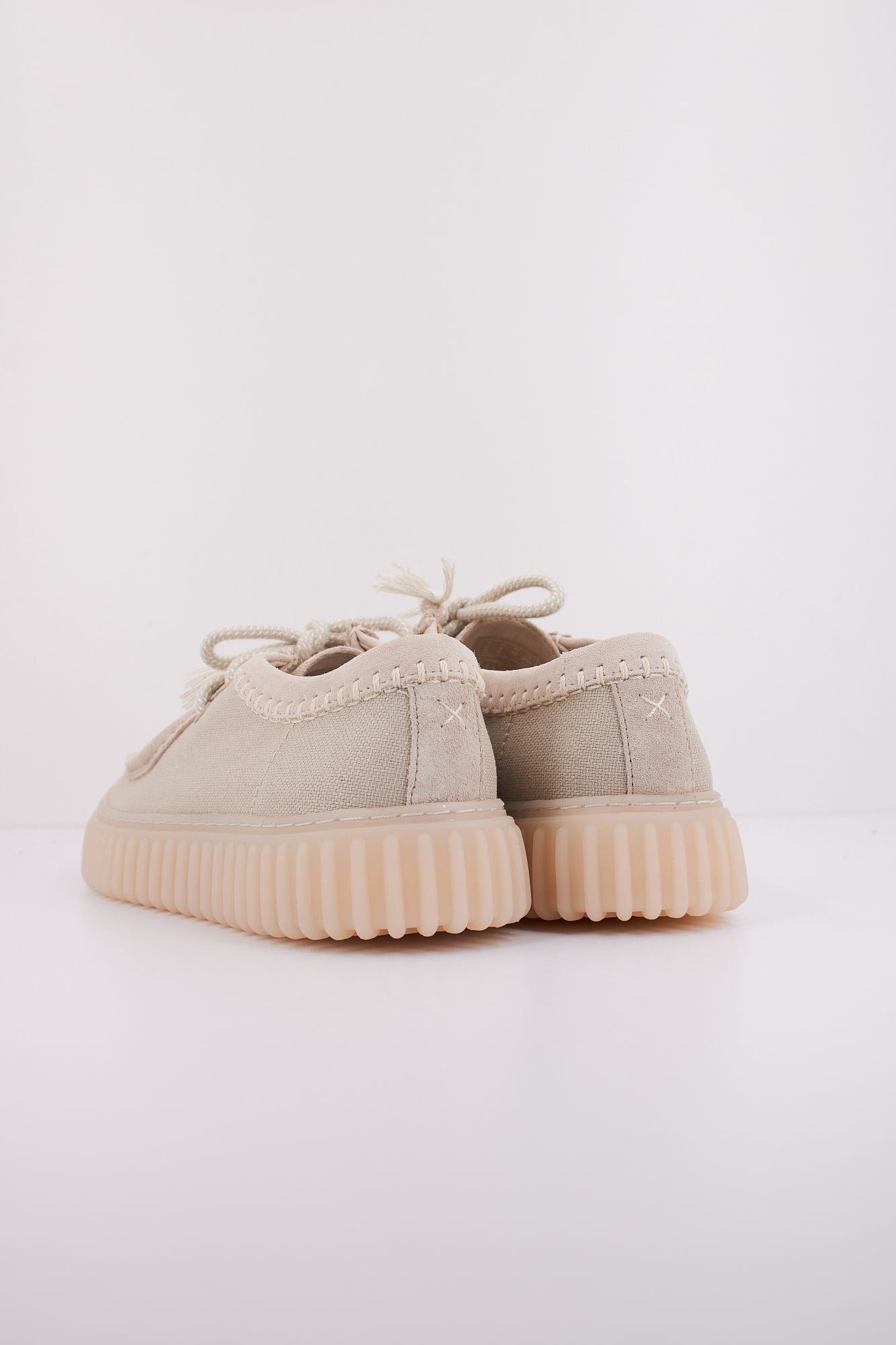 CLARKS TORHILL LO en color BEIS (4)