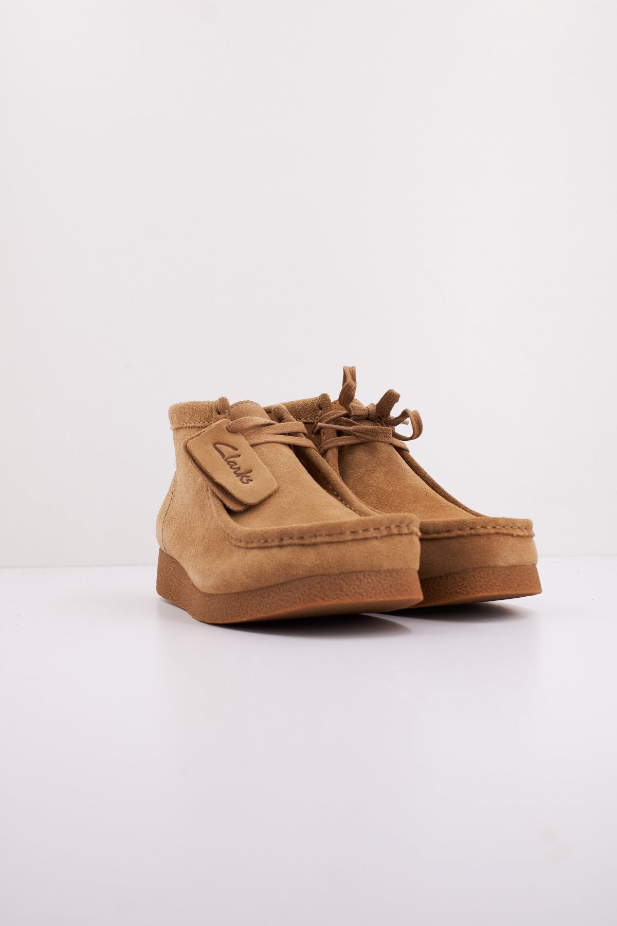 CLARKS WALLABEE EVOBT en color MARRON CLARO (2)