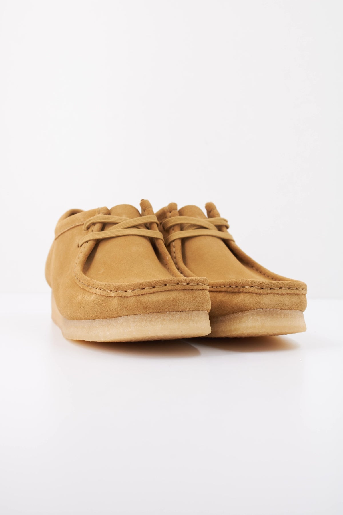 CLARKS WALLABEE en color AMARILLO (2)