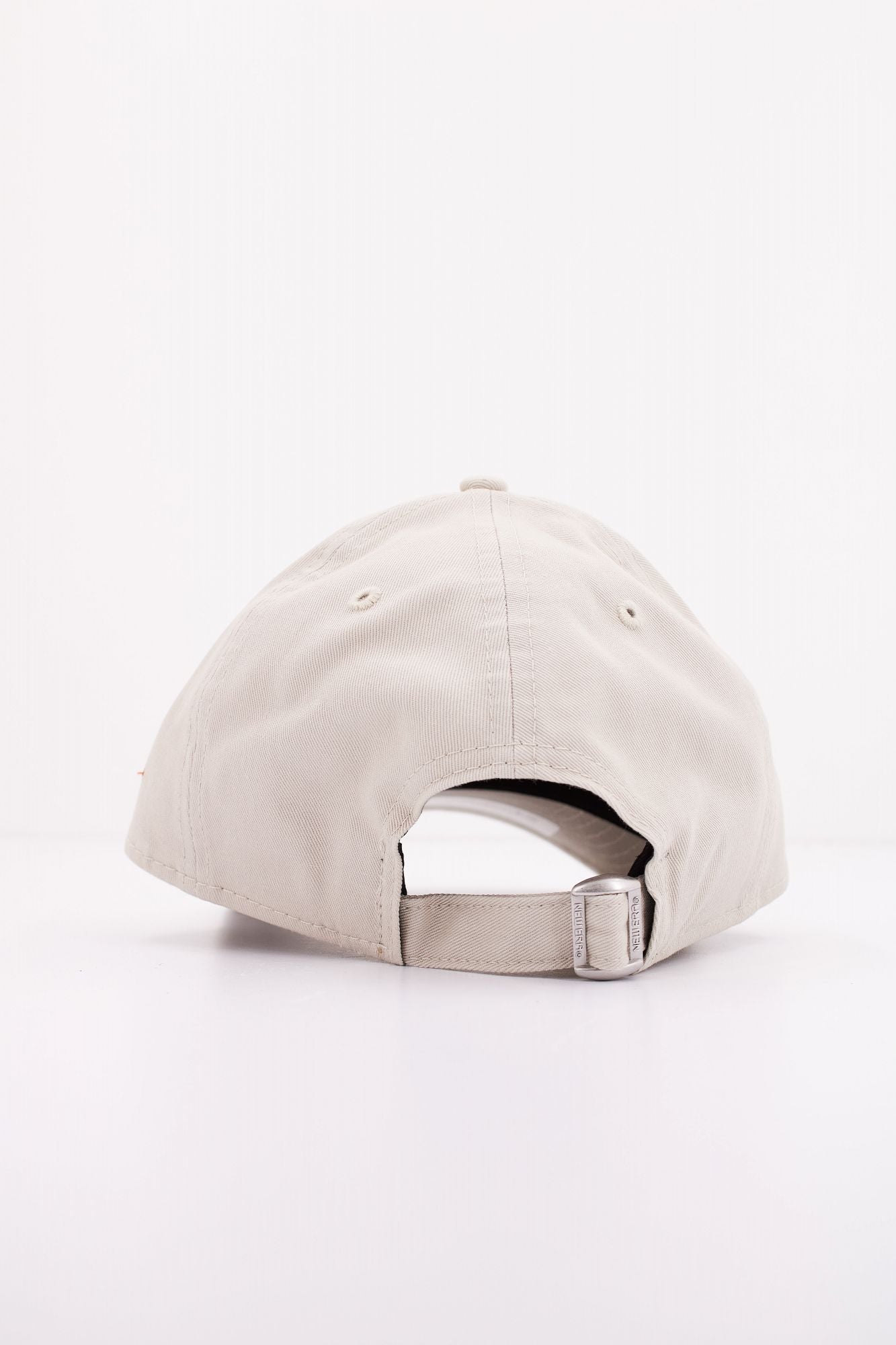NEW ERA LEAGUE ESSENTIAL 9FORTY en color BEIS (3)