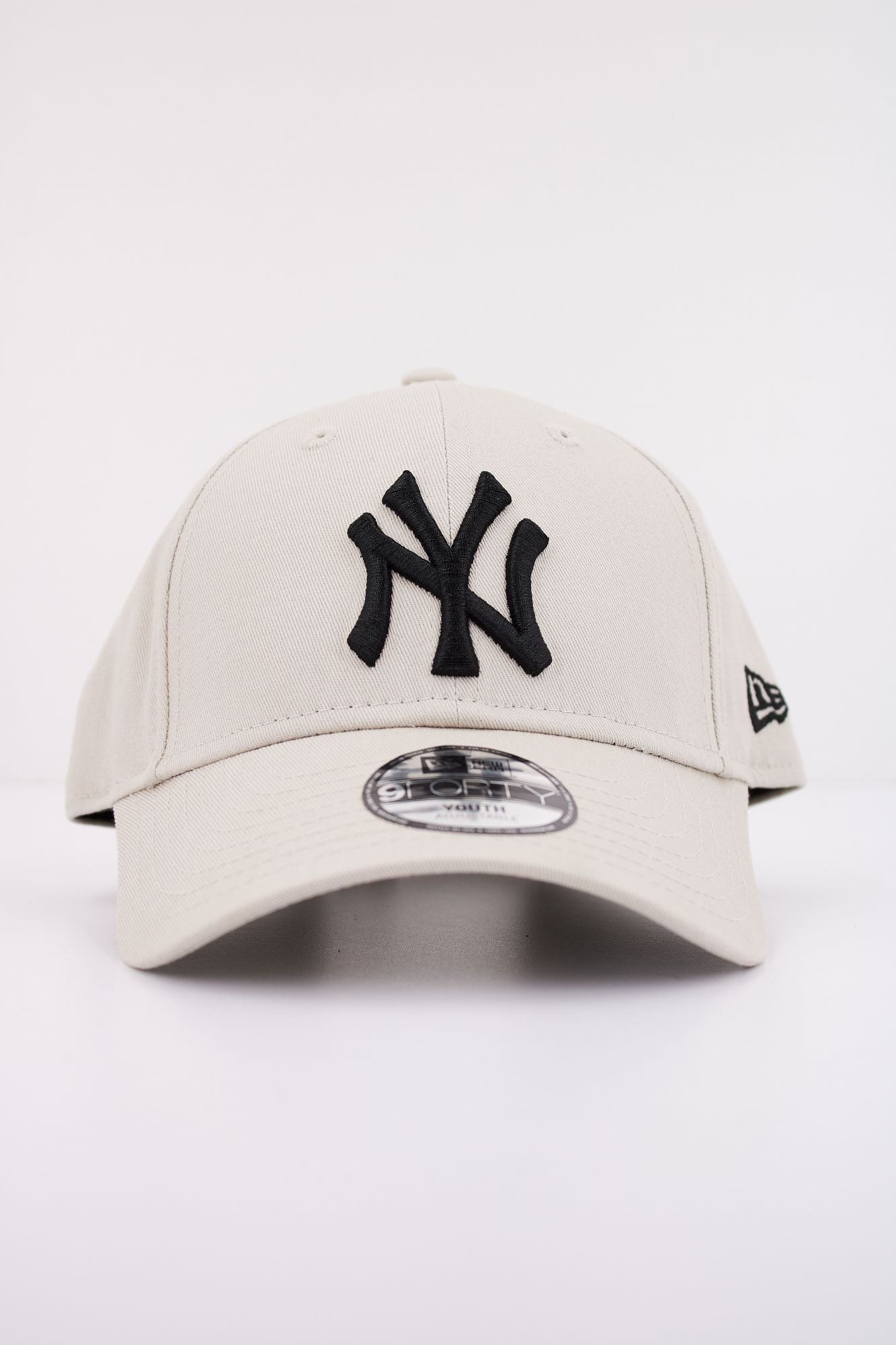 NEW ERA LEAGUE ESSENTI YOUTH en color BEIS (1)