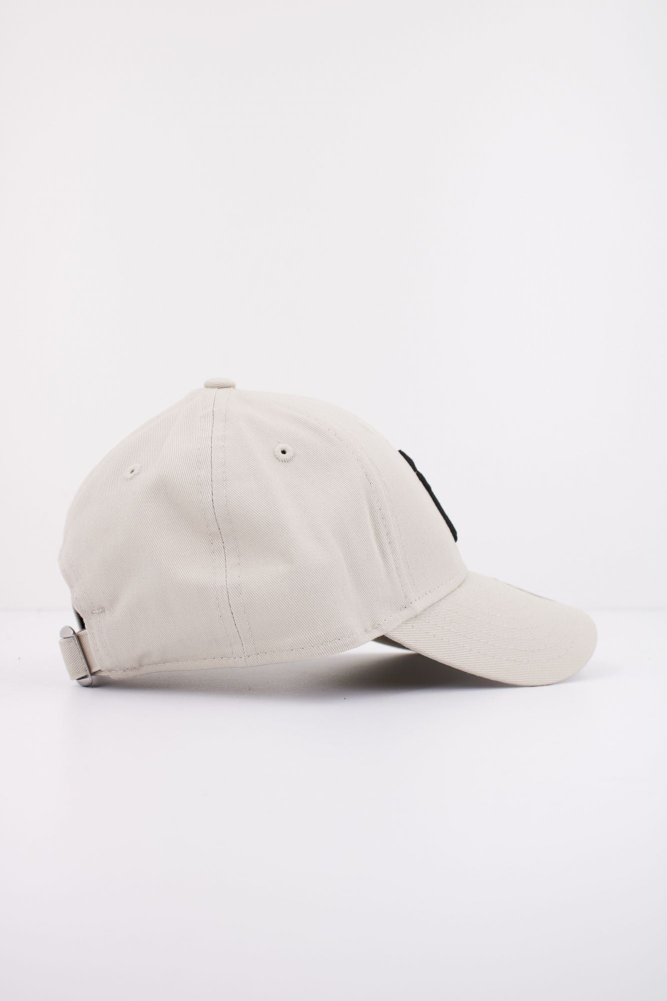 NEW ERA LEAGUE ESSENTI YOUTH en color BEIS (2)