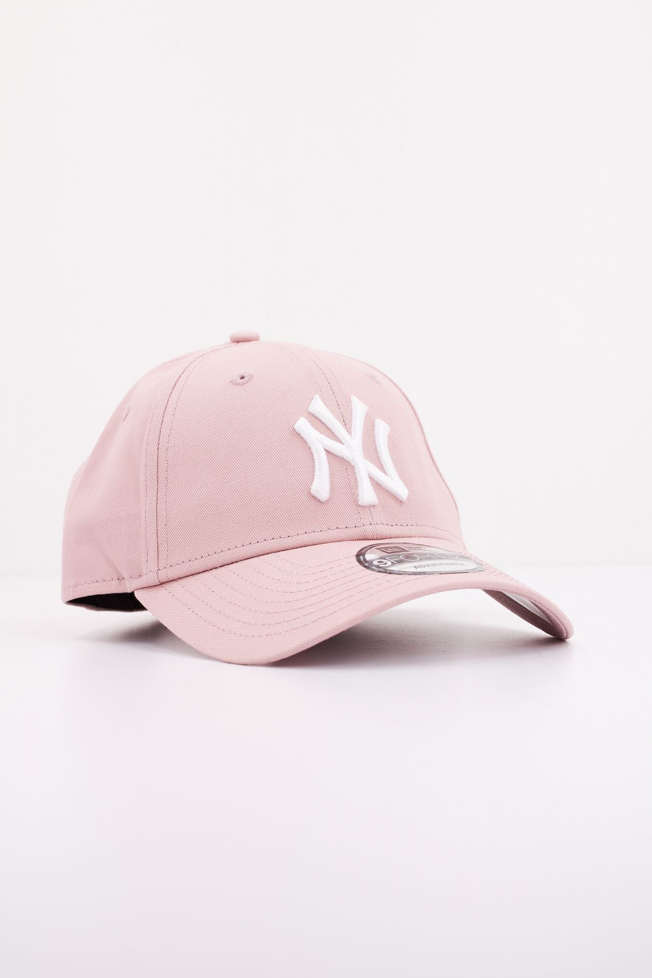 NEW ERA LEAGUE ESSENTIAL 9FORTY en color ROSA (2)