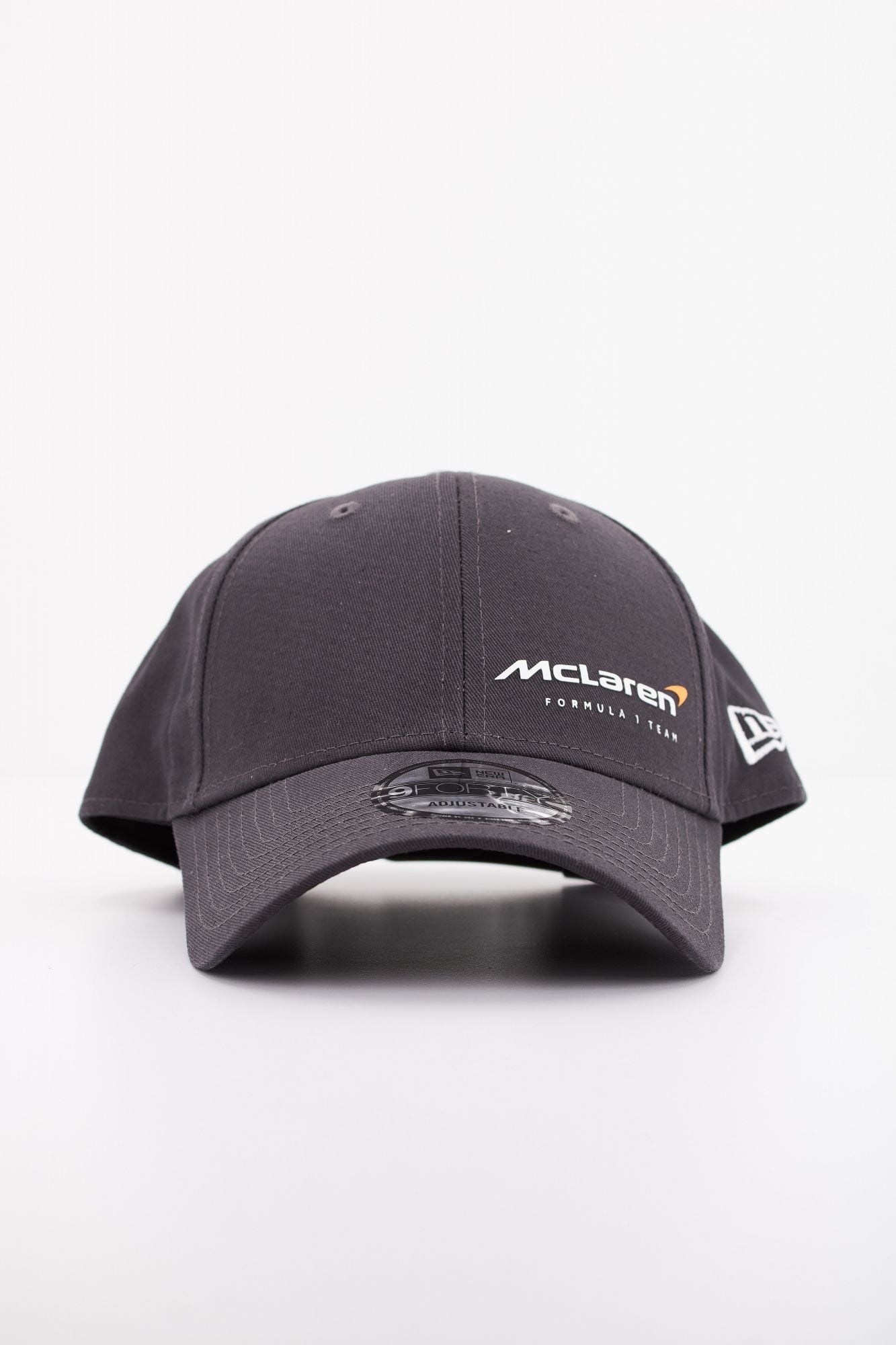 NEW ERA MCLAREN FLAWLESS 9FORTY en color GRIS (1)