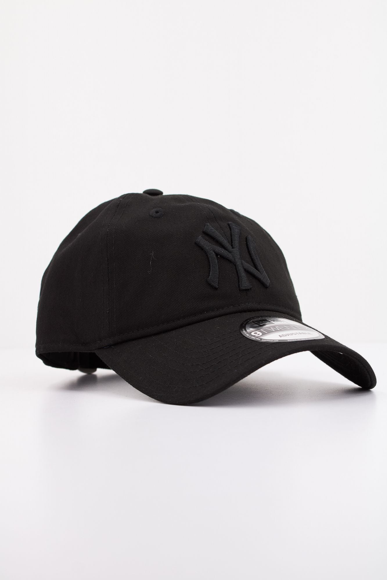 NEW ERA NOS LEAGUE ESS en color NEGRO (2)
