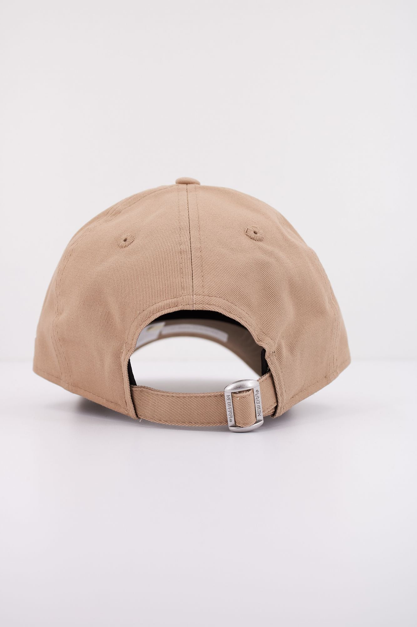 NEW ERA NOS LEAGUE ESS 9TWE OSFM en color MARRON (3)