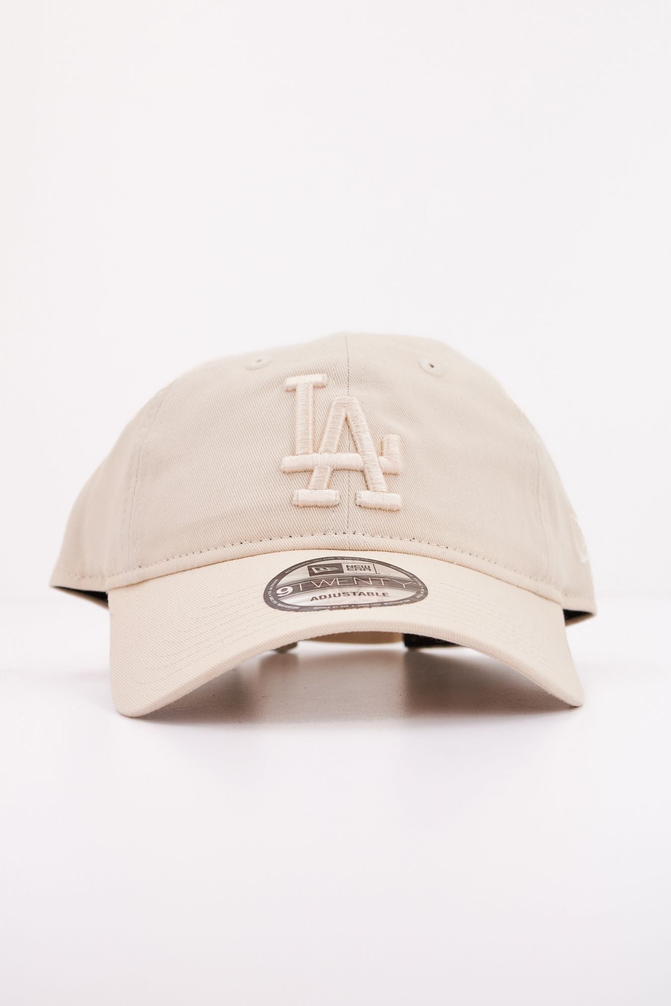 NEW ERA NOS LEAGUE ESS en color BEIS (1)