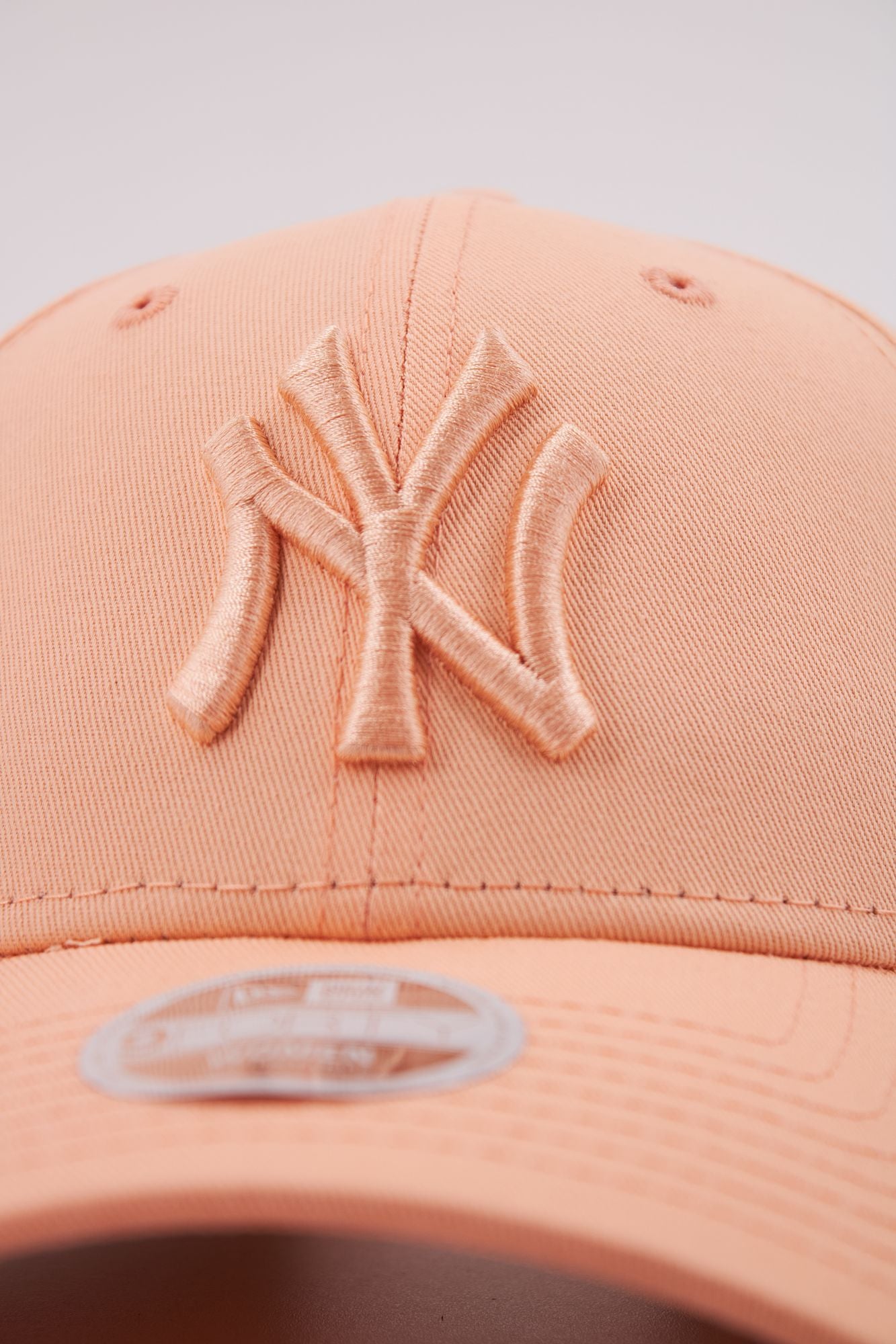 NEW ERA LEAGUE ESSS 9FO OSFM en color NARANJA (4)